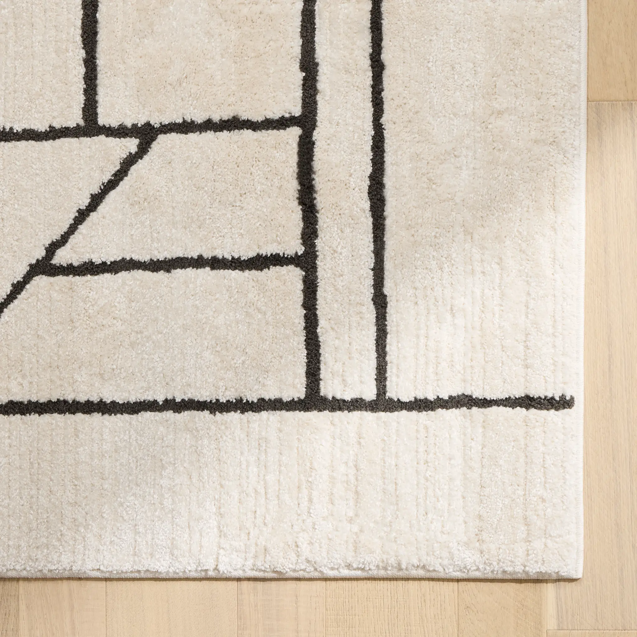 Sonnie White 5x8 Area Rug Sonnie White 5x8 Area Rug