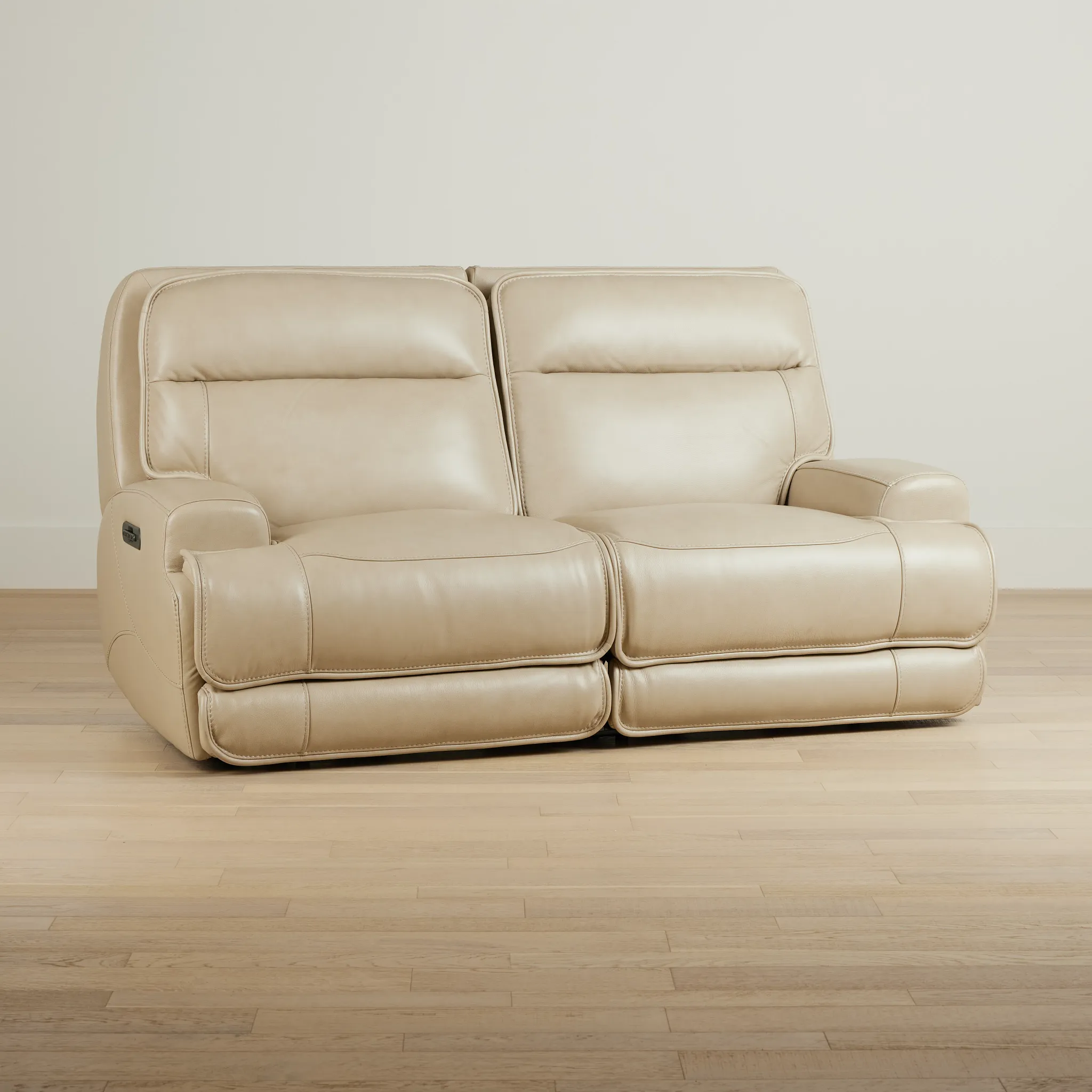 Casey Light Beige Lthr/vinyl Power Reclining Sofa