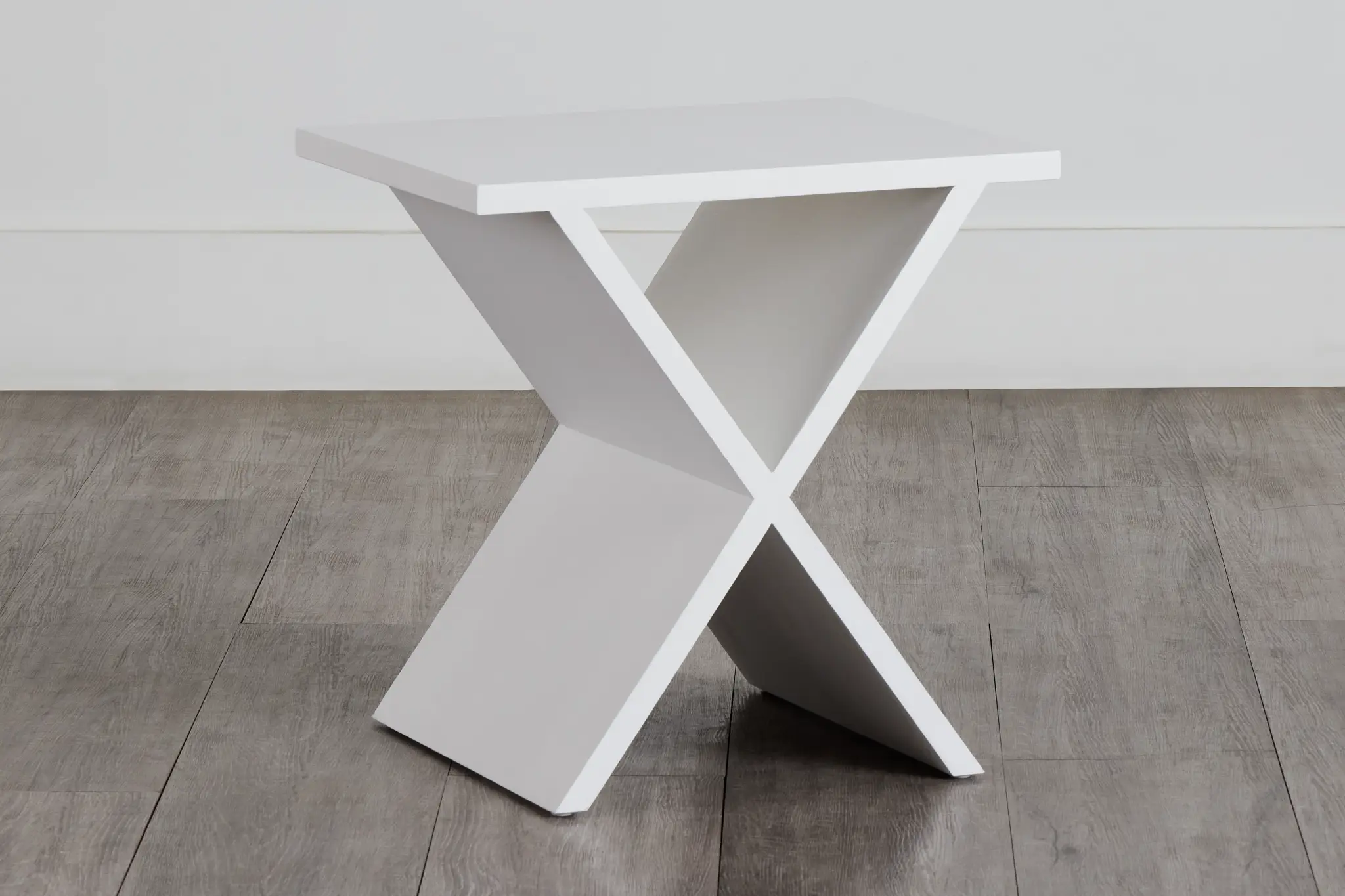 Ardsley White Wood Accent Table Ardsley White Wood Accent Table