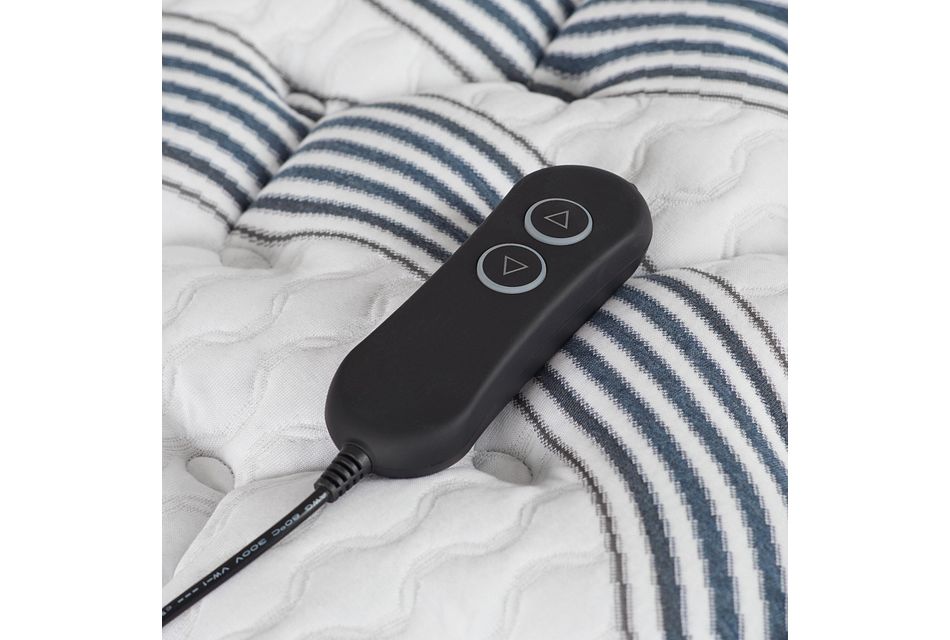 Kevin Charles Smyrna Plush 15 Euro Top Mattress Sale