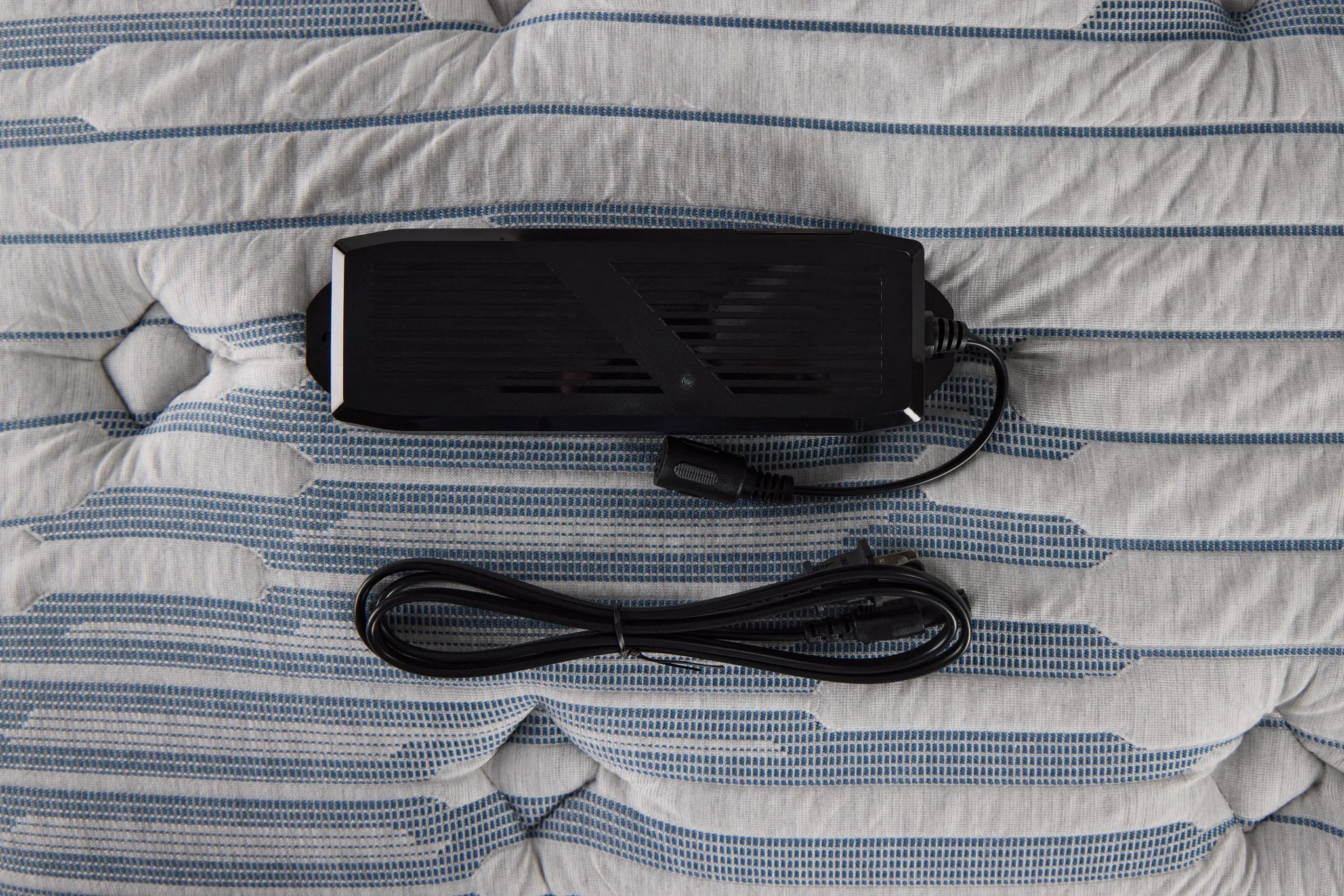 Kevin Charles By Sealy Signature Plush Plus Adjustable Mattress Set