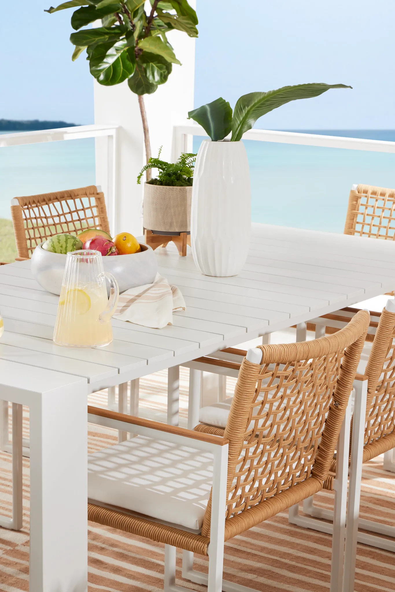 Sunrise White Teak Arm Chair