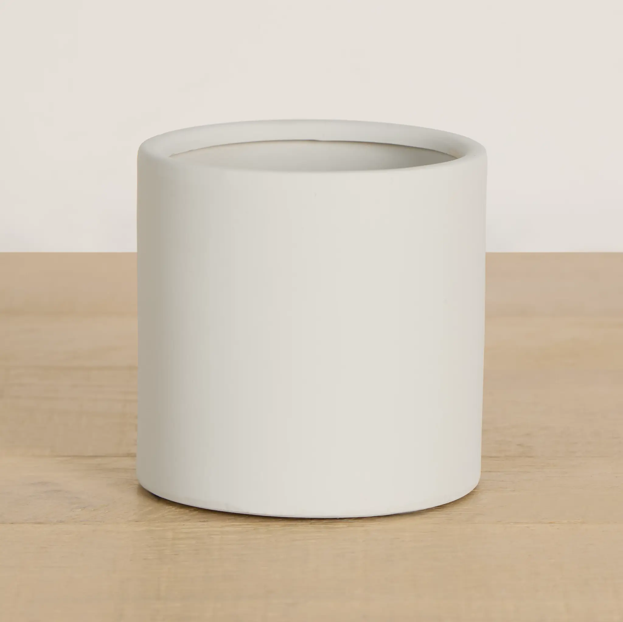 Seaton Ceramic Ivory Vase Seaton Ceramic Ivory Vase