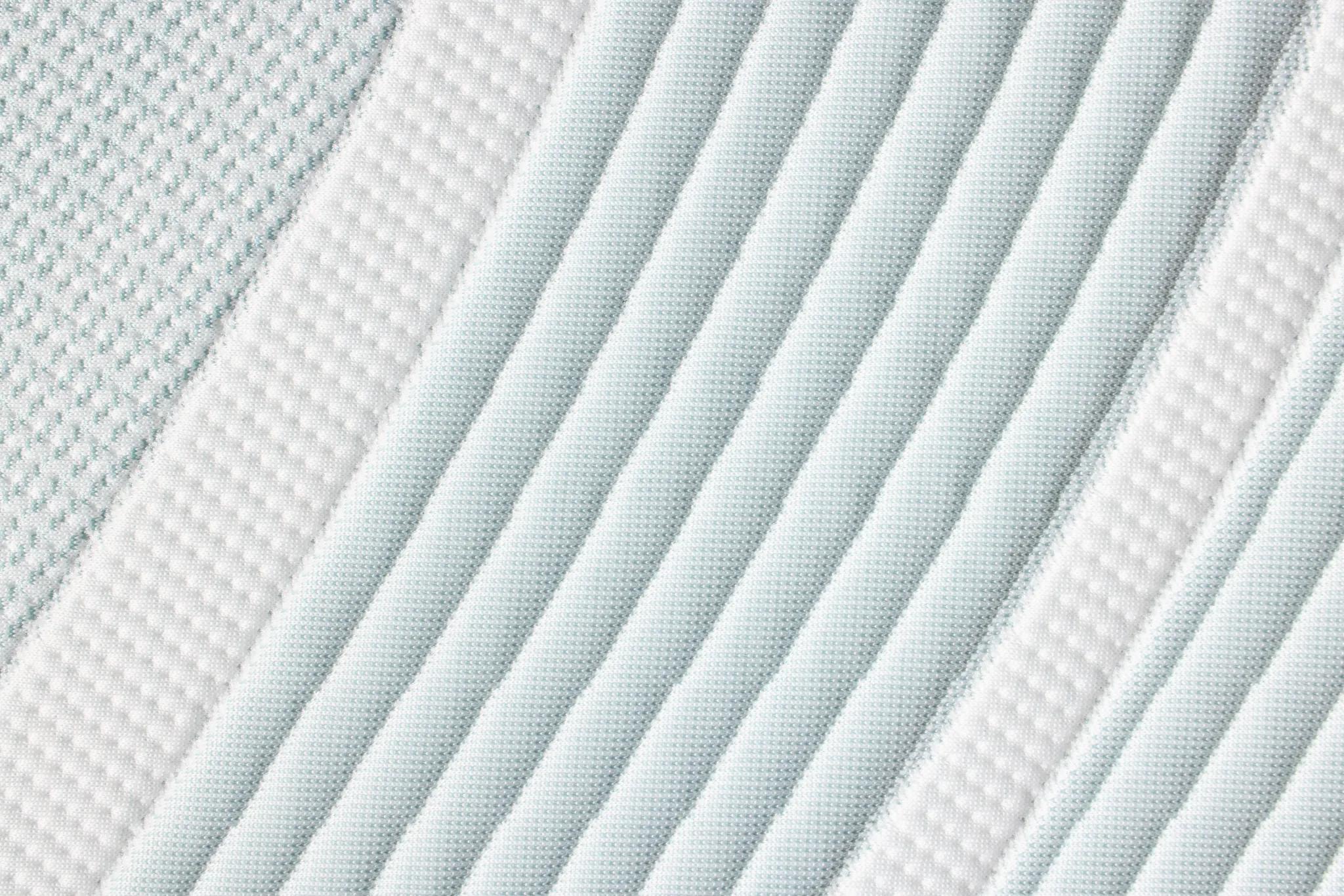 Tempur-pedic Tempur-luxeadapt Medium Hybrid Ease Adjustable Mattress Set