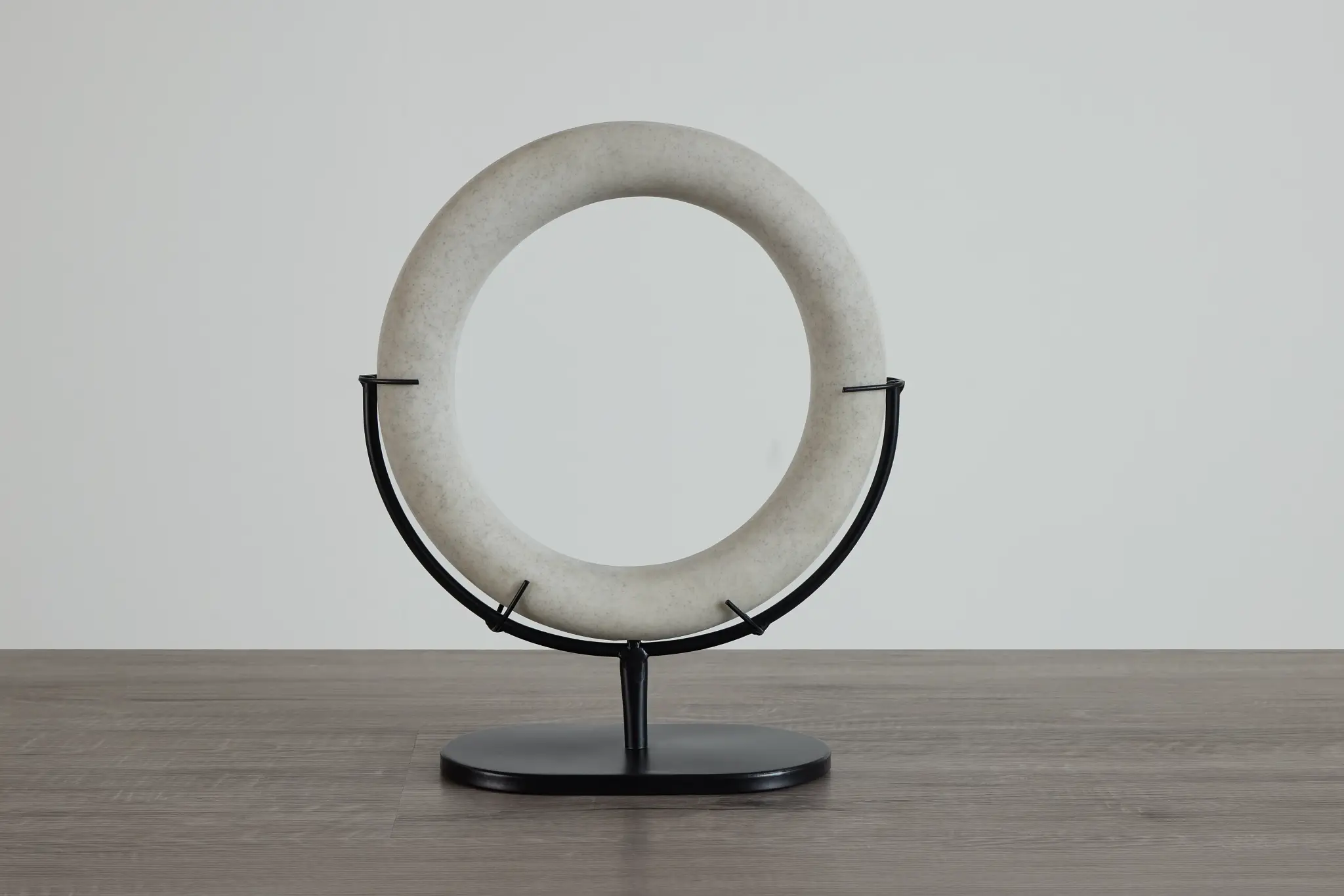 Hardy White Large Tabletop Accessory Hardy White Large Tabletop Accessory