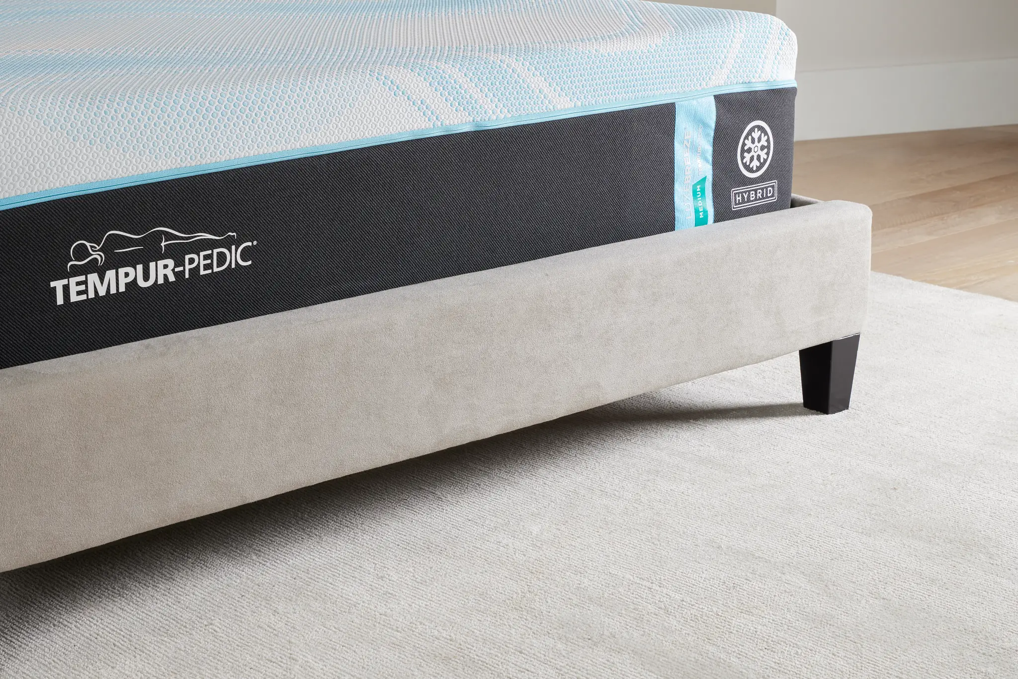 Tempur-pedic Tempur-luxebreeze 13" Medium Hybrid Mattress Tempur-pedic Tempur-luxebreeze 13" Medium Hybrid Mattress