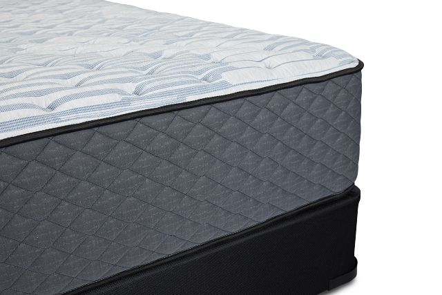 Kevin Charles By Sealy Signature Extra Firm Mattress Set