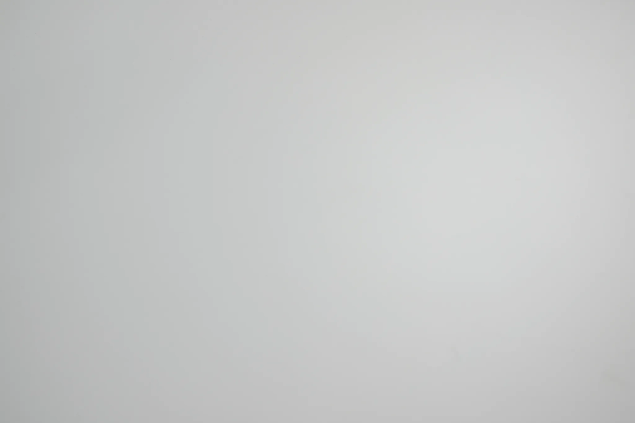 Cape Cod Gray Round Table & 4 Upholstered Chairs