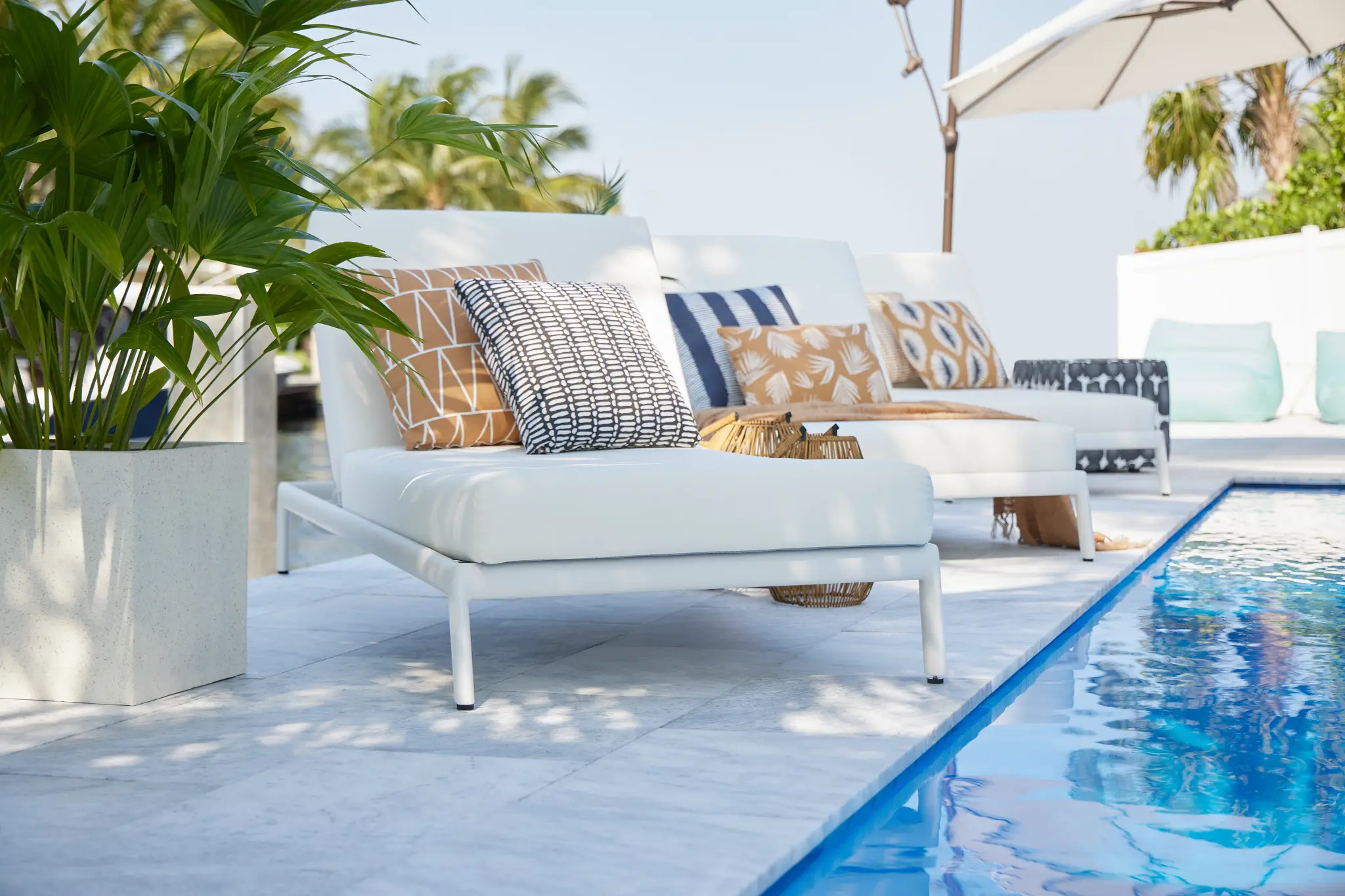 6. Labor Day Is the Perfect Time for Patio Furniture Deals