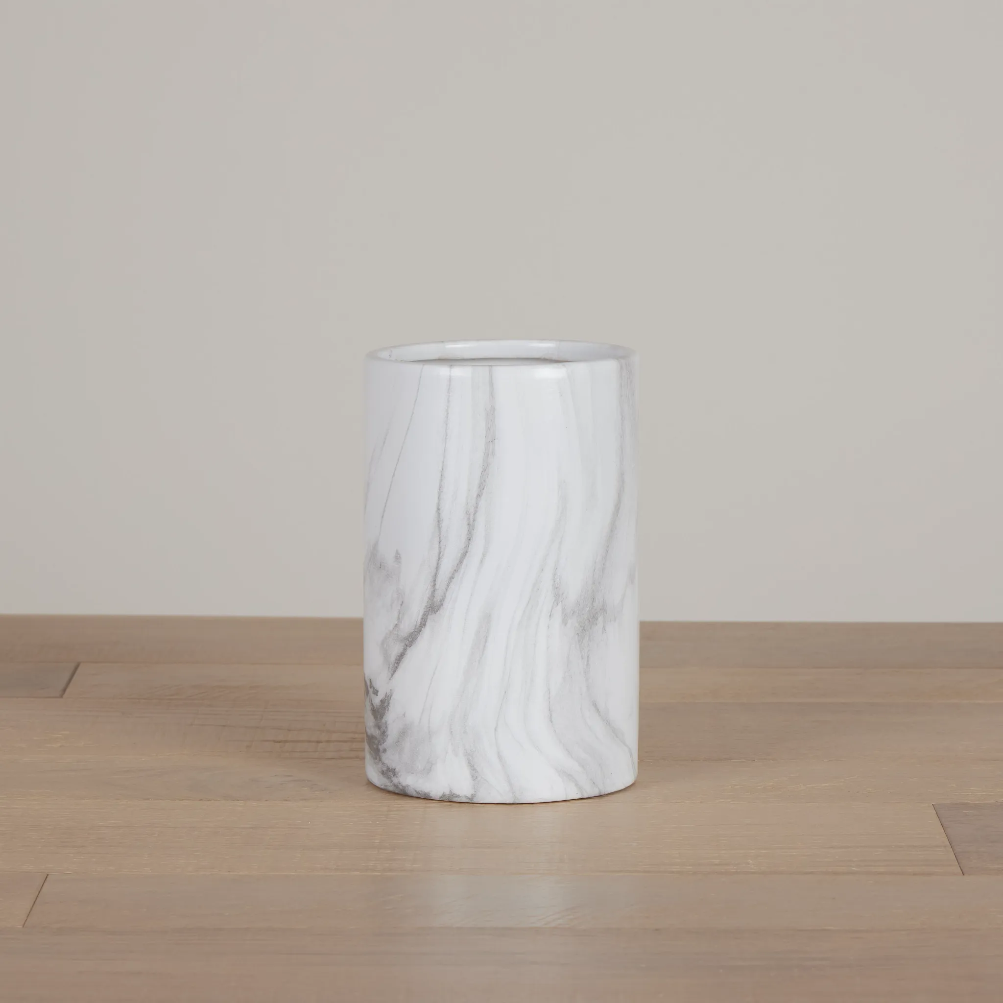 Nerissa Ivory Medium Vase