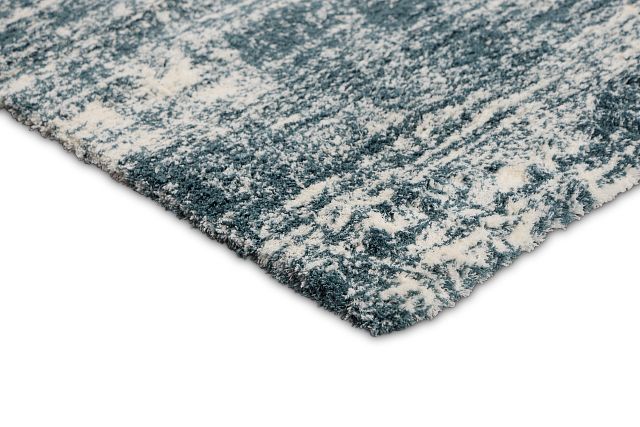 Lori Blue 5x7 Area Rug