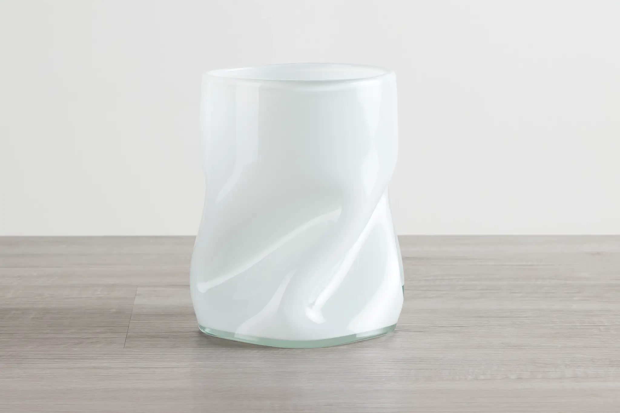 Cailin White Small Vase Cailin White Small Vase