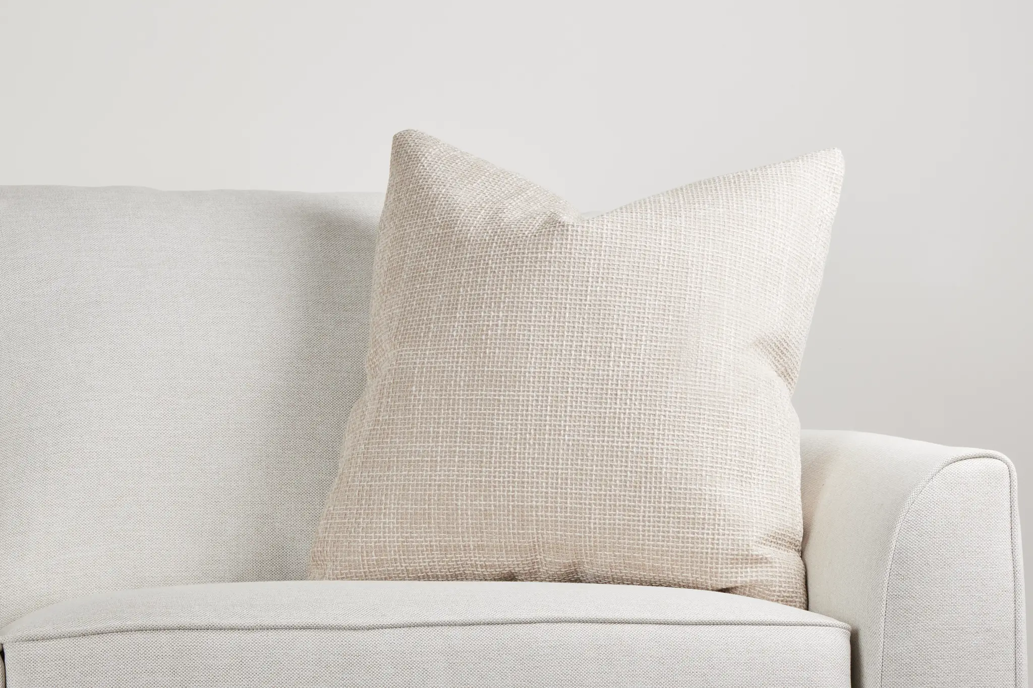 Sutt Taupe 24" Accent Pillow Sutt Taupe 24" Accent Pillow