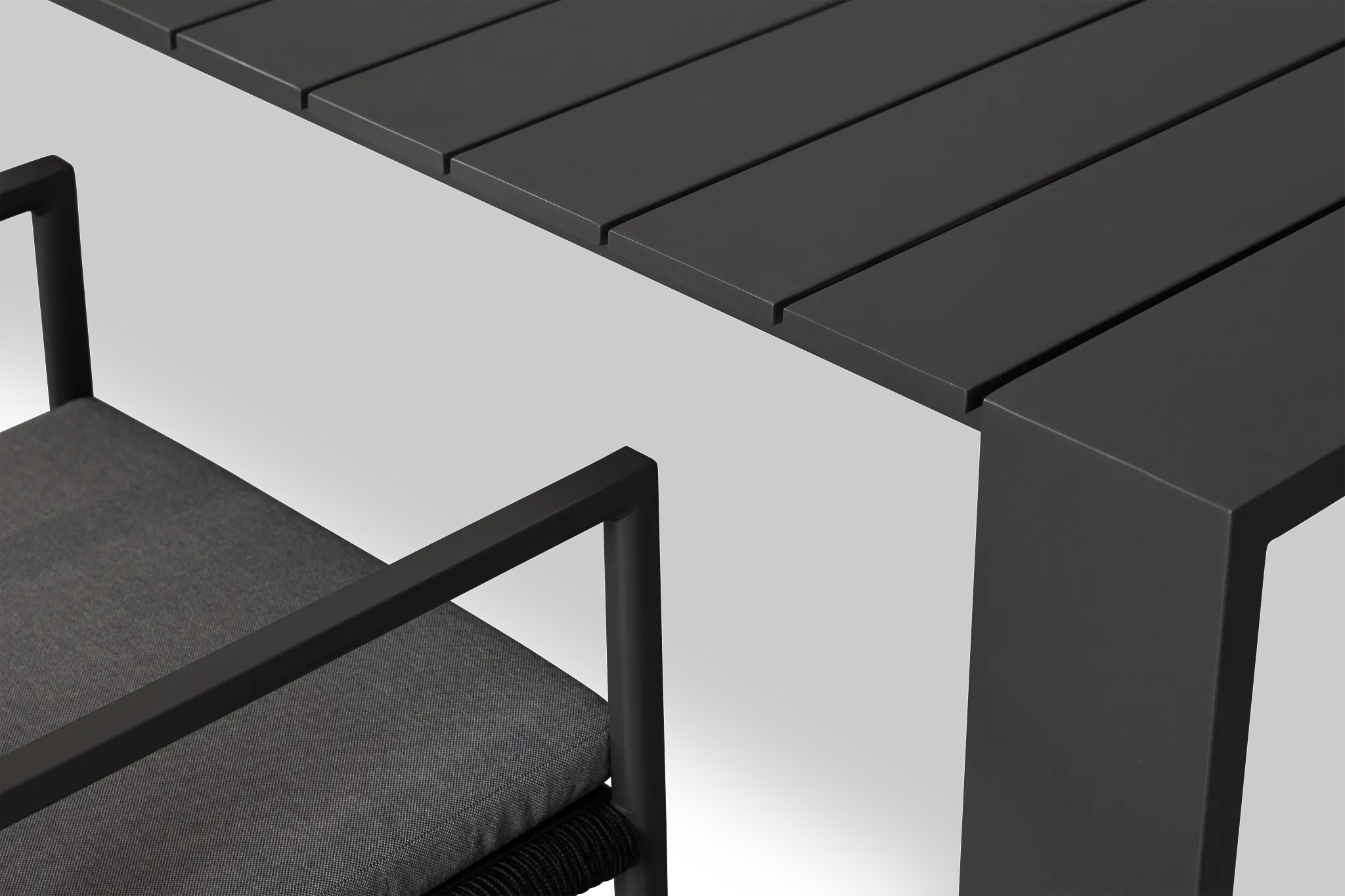 Sunrise Dark Gray 86" Rectangular Table & 4 Aluminum Arm Chairs