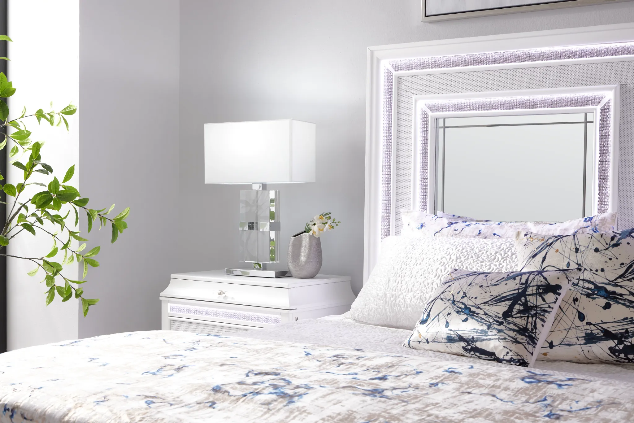 Everest Chrome Table Lamp