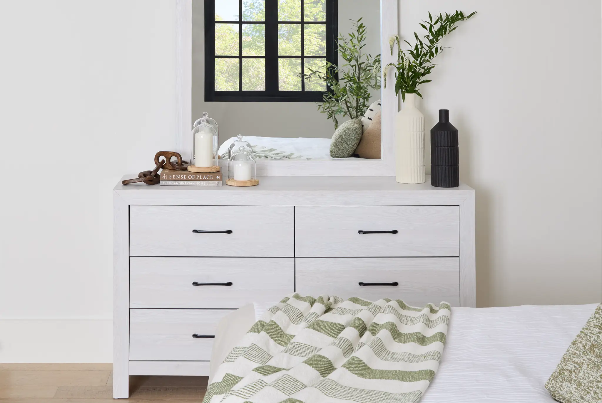 Stylish Ollie White Dresser Stylish Ollie White Dresser