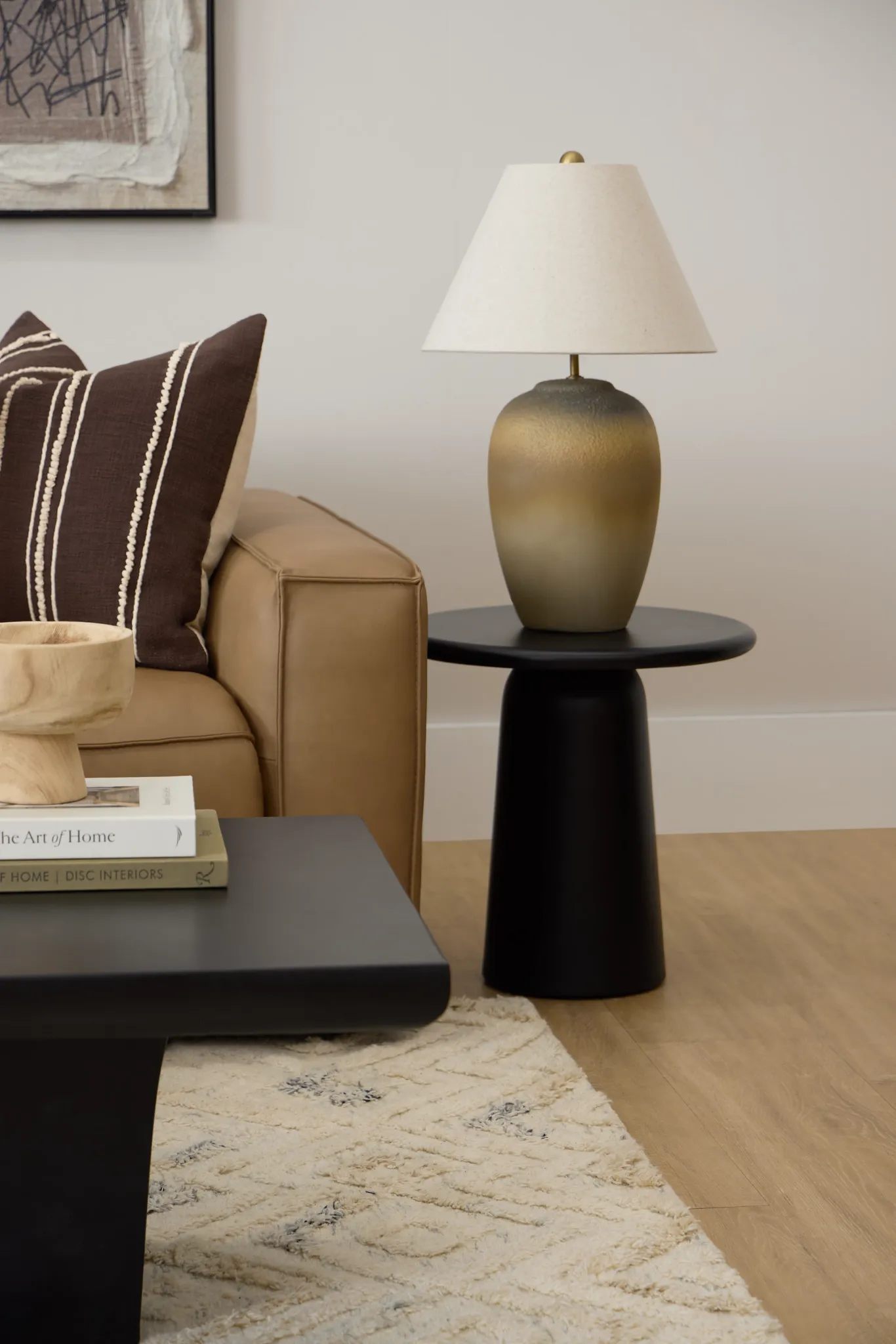 Malo Black Round End Table