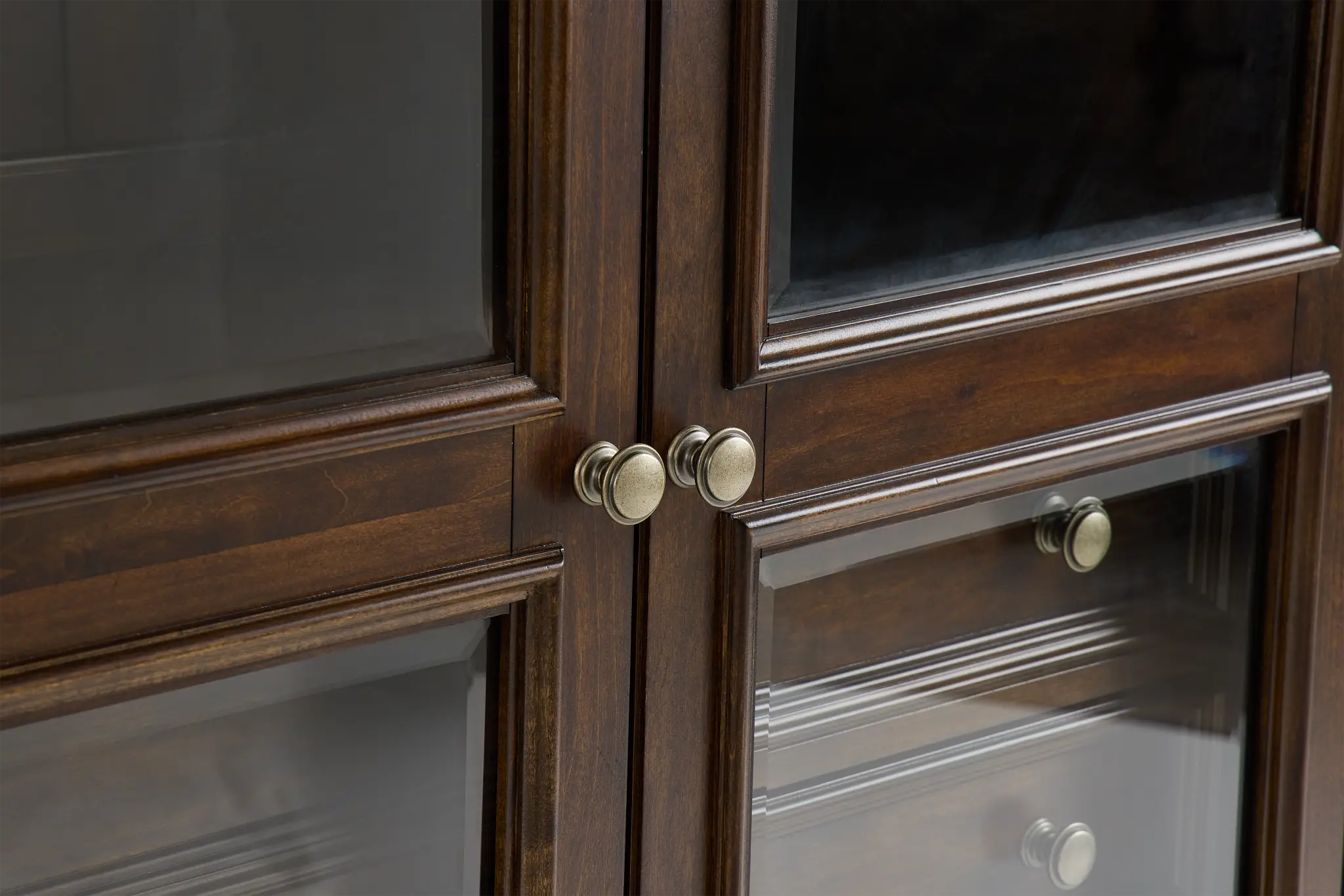 Savannah Dark Tone Curio Savannah Dark Tone Curio
