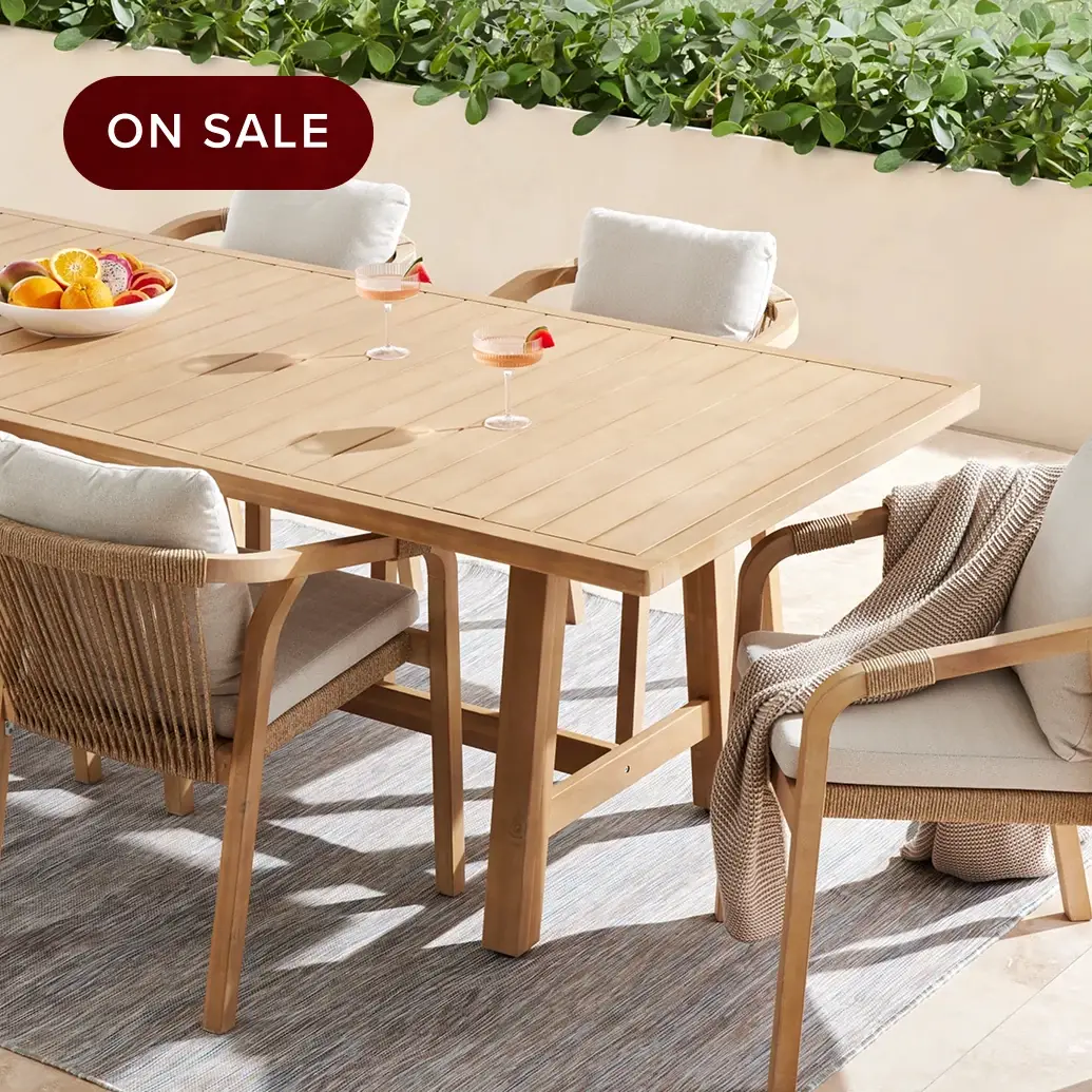 Outdoor Dining Tables