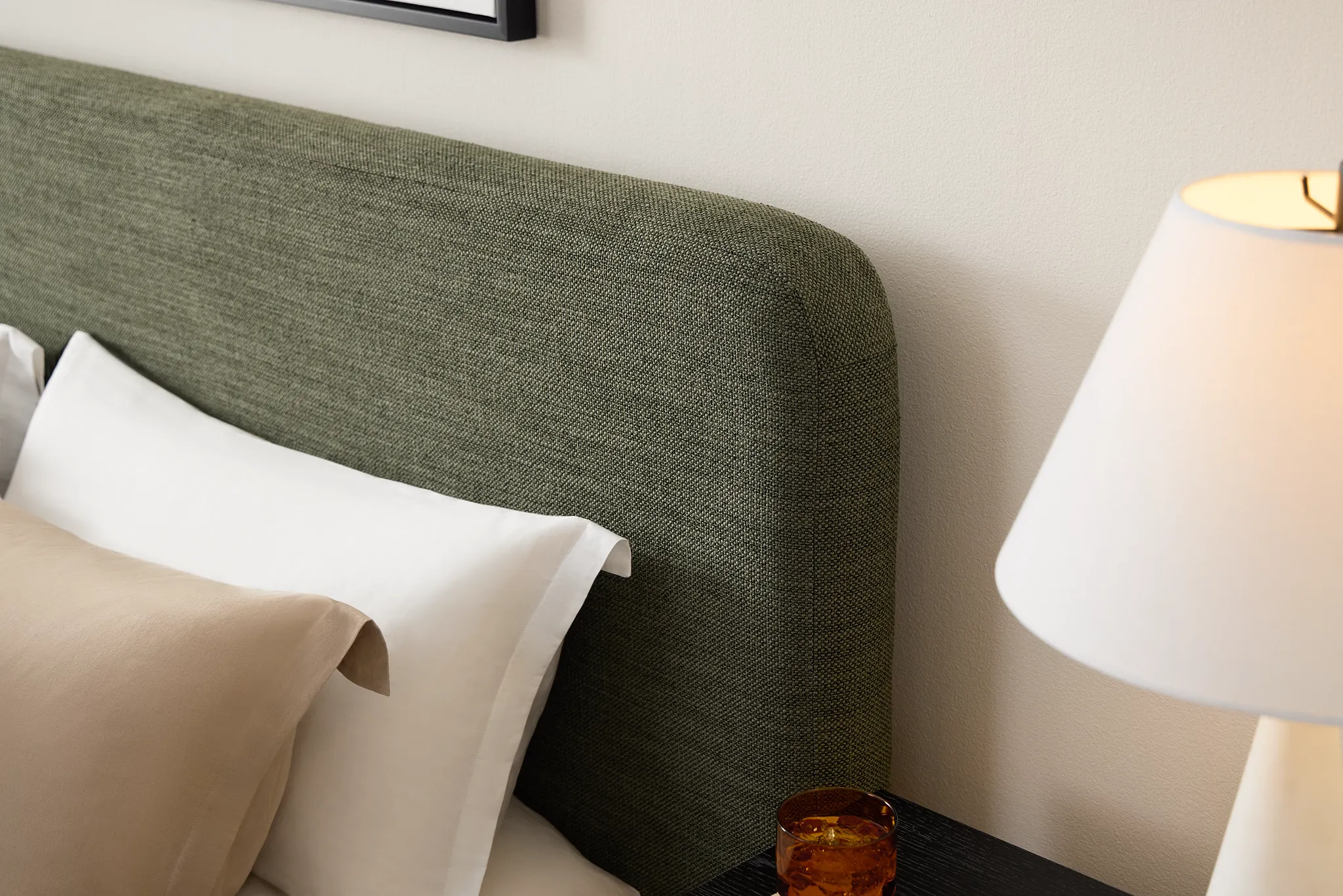 Williamsburg Green Upholstered Platform Bed