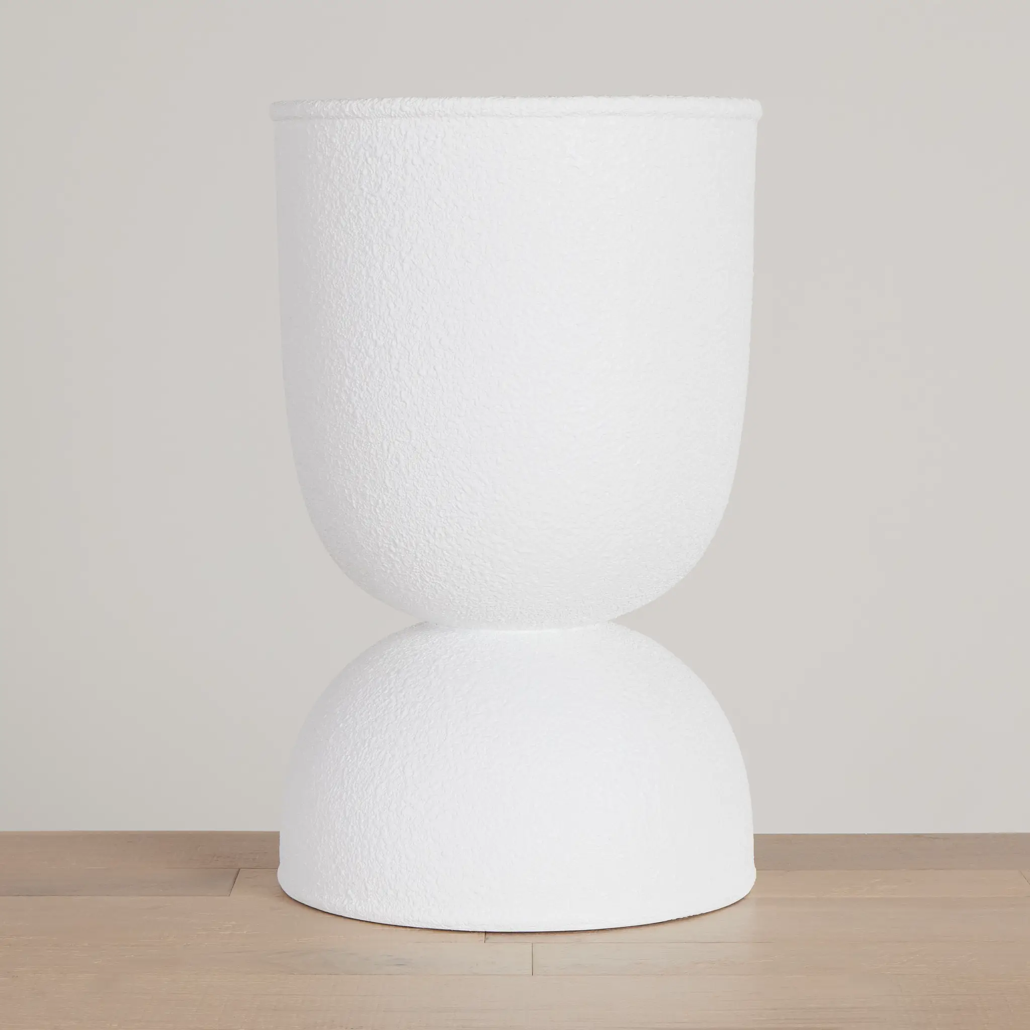 Conall White Planter Conall White Planter