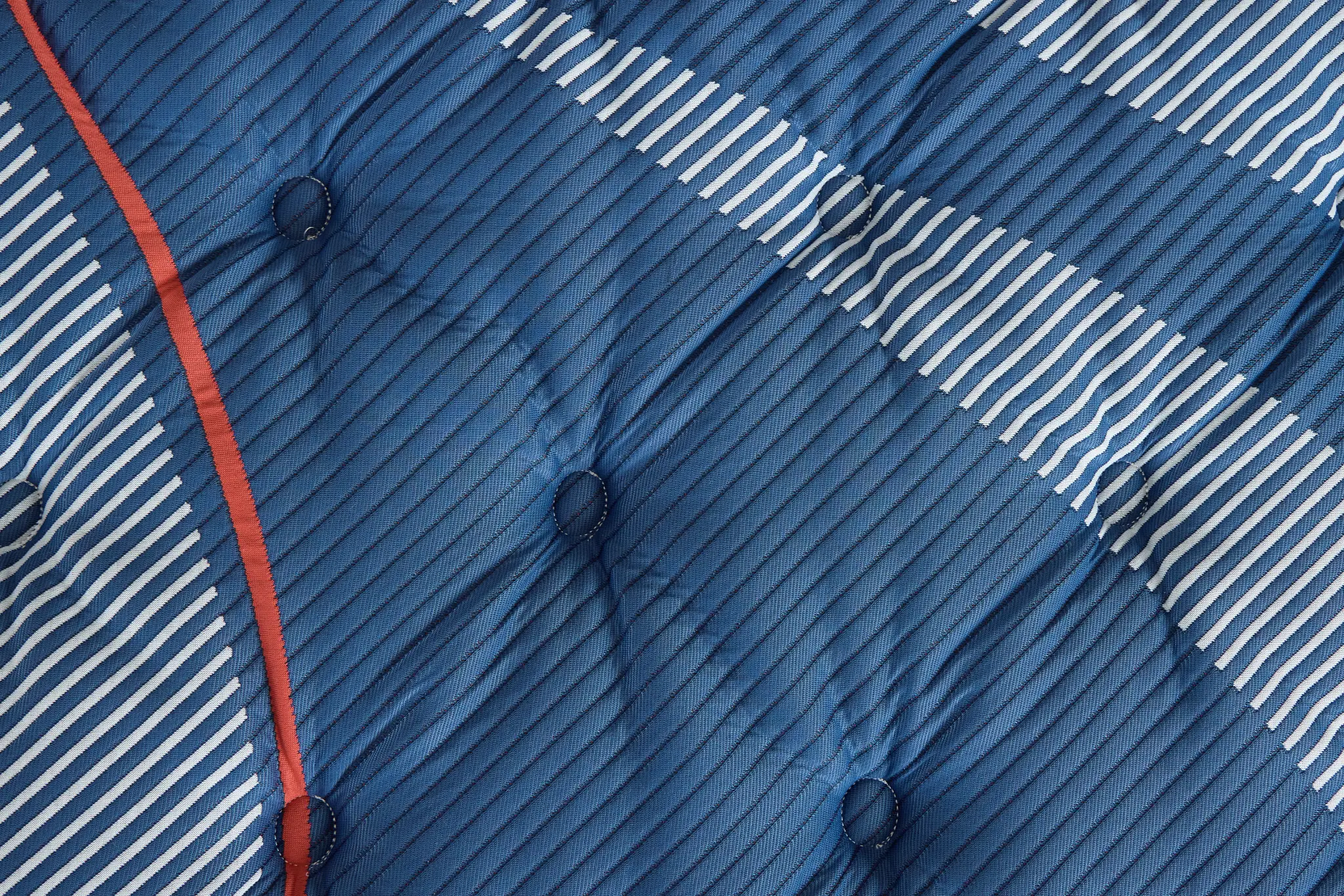 Posturepedic Elite Spring Albany 2 Soft Low-profile Mattress Set Posturepedic Elite Spring Albany 2 Soft Low-profile Mattress Set