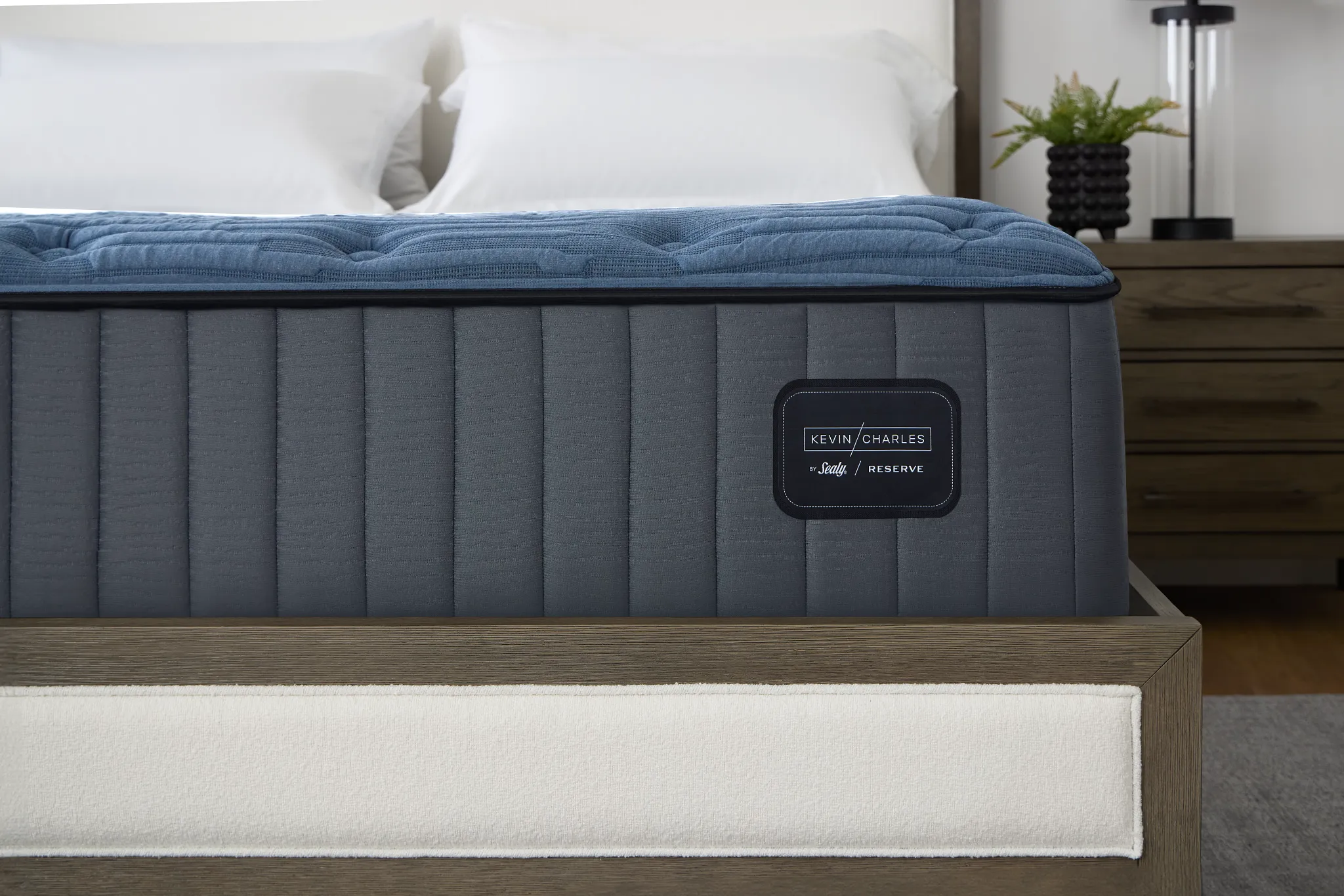 Kevin Charles By Sealy Reserve Lux 14" Plush Tight Top Mattress