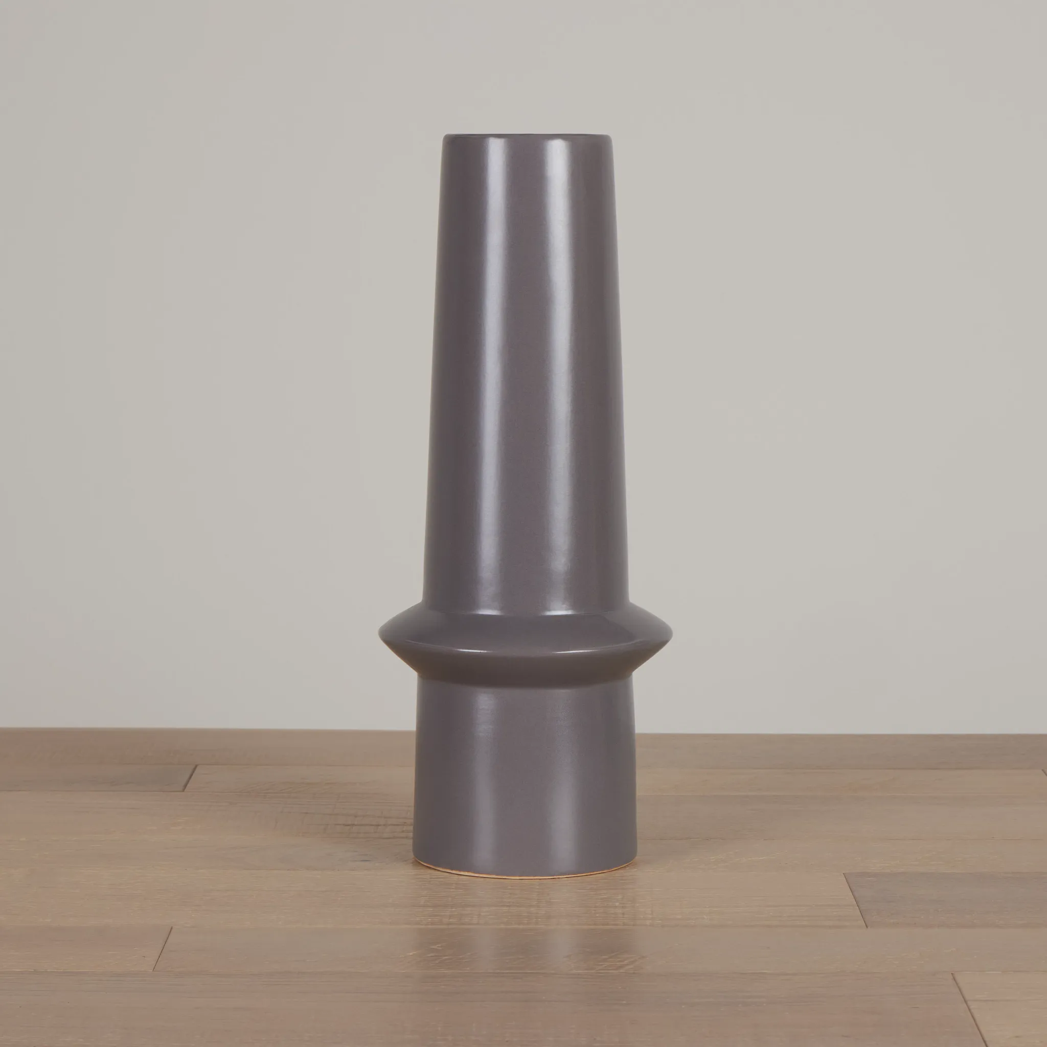 Tesni Gray Vase