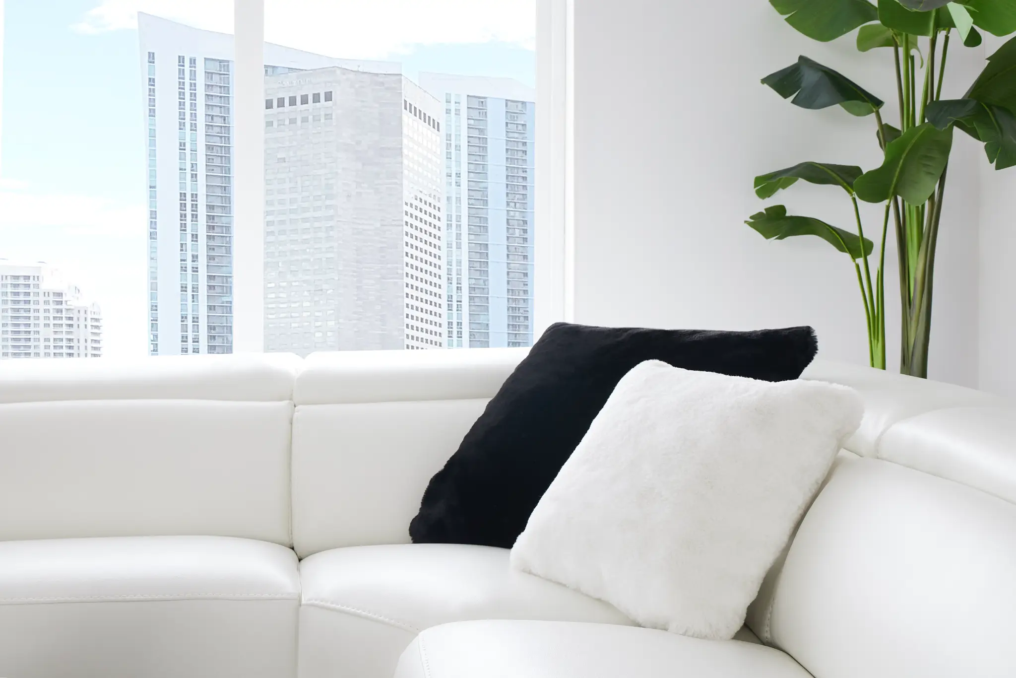 Kaycee White 18" Accent Pillow Kaycee White 18" Accent Pillow