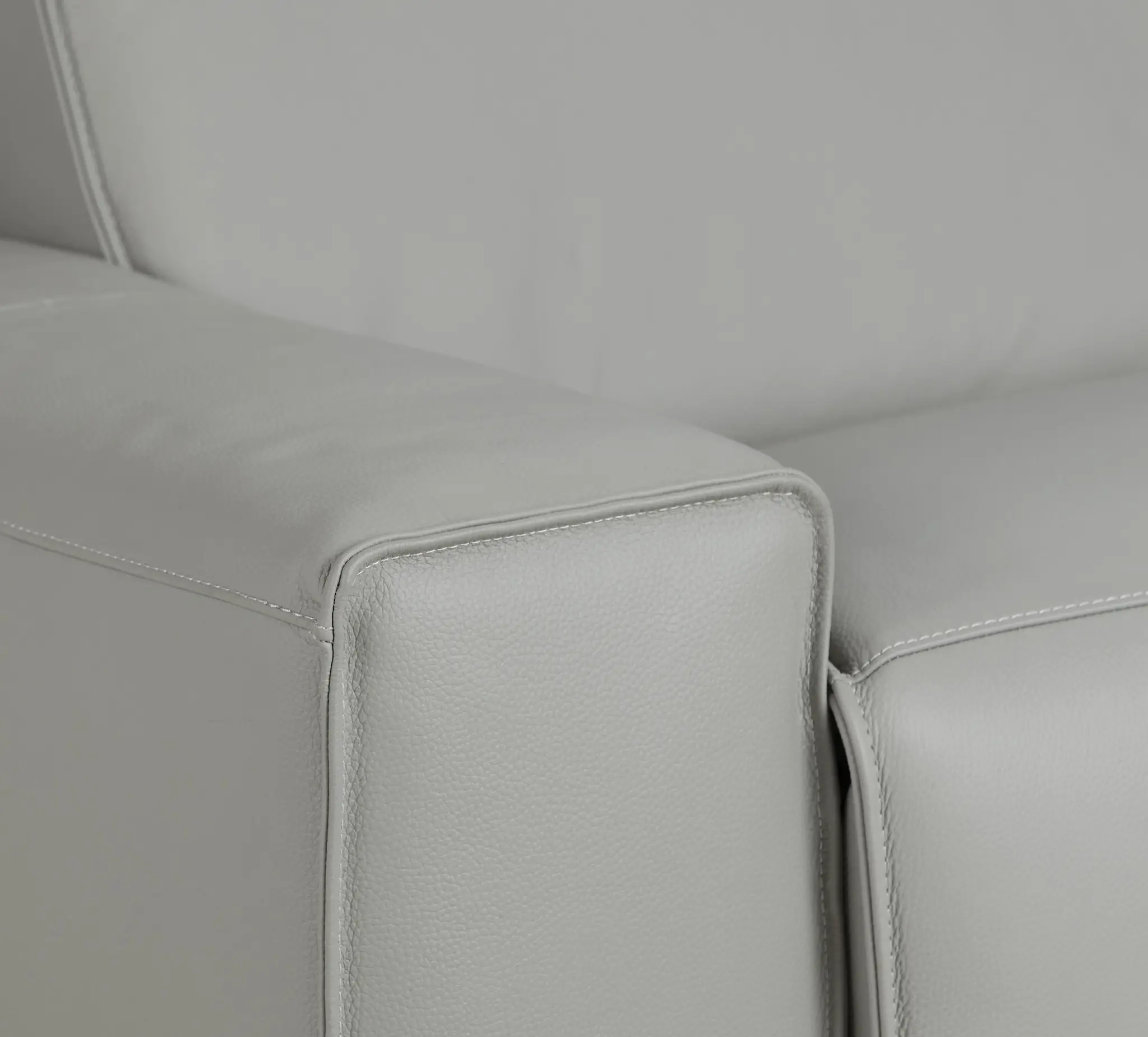 Carmelo Gray Leather Power Reclining Sofa Carmelo Gray Leather Power Reclining Sofa