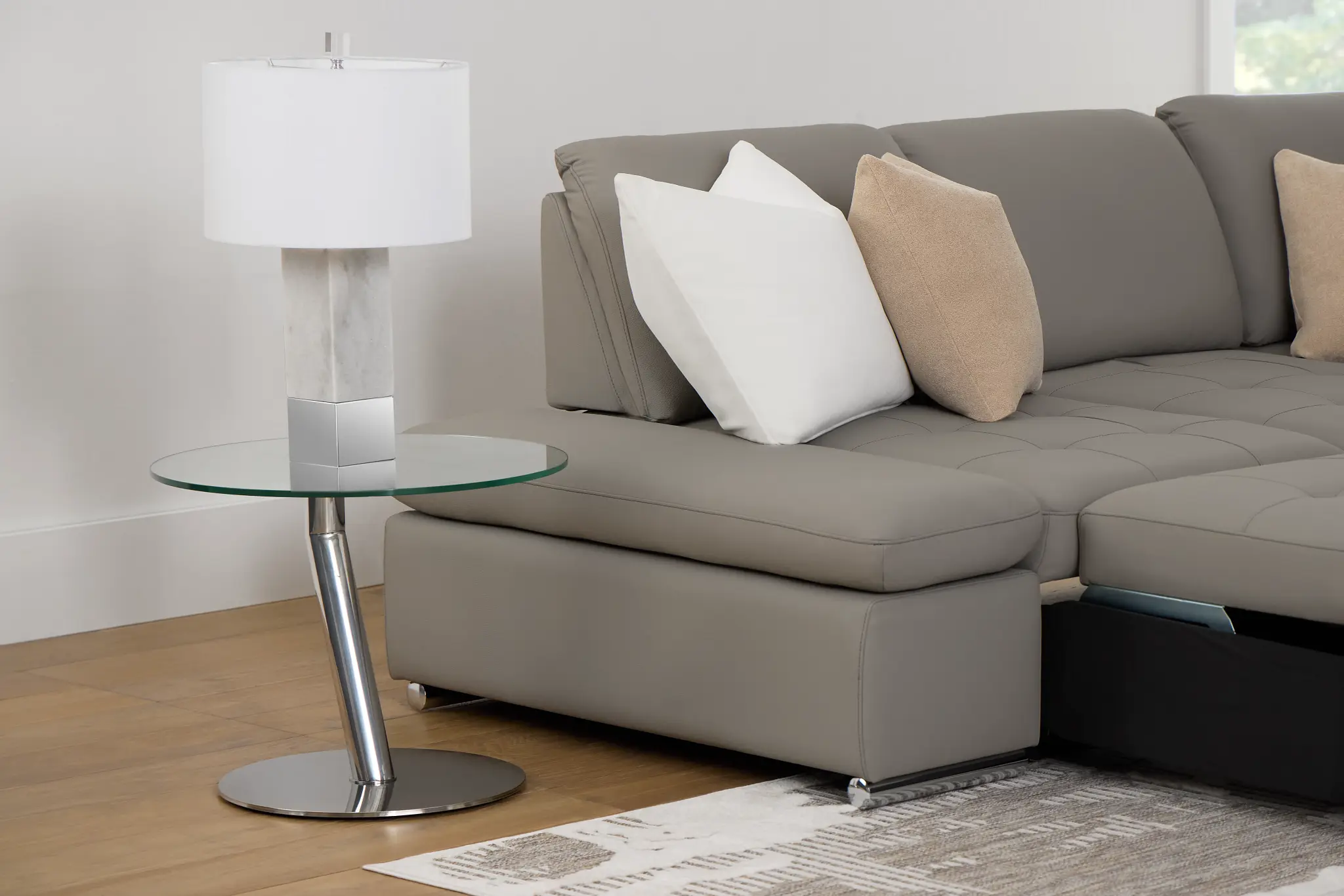 Brooks Glass Round End Table Brooks Glass Round End Table