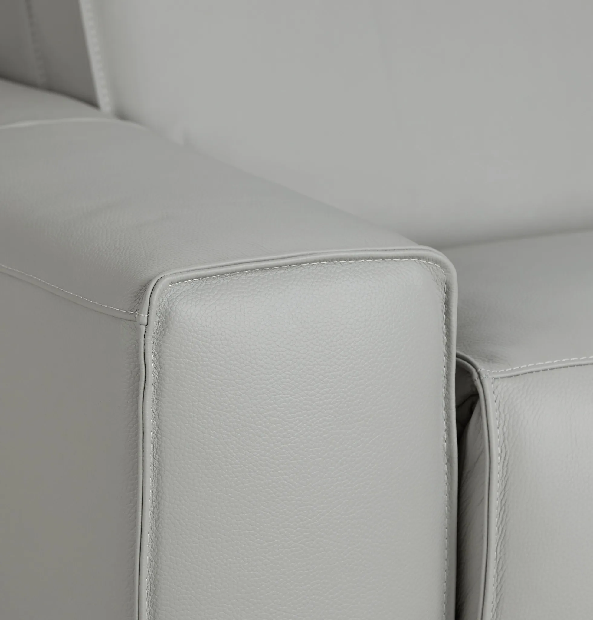 Carmelo Gray Leather Power Recliner