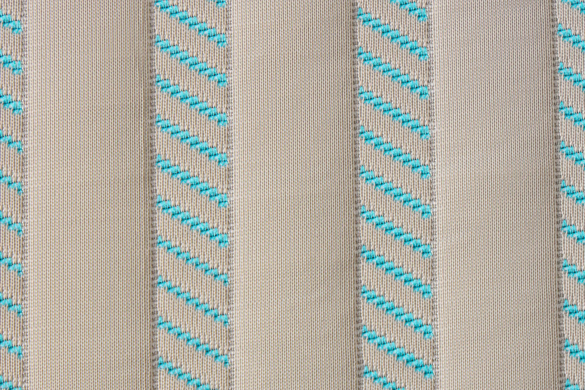 Rest & Renew Performance Pro 13.5" Medium Hybrid Mattress Rest & Renew Performance Pro 13.5" Medium Hybrid Mattress