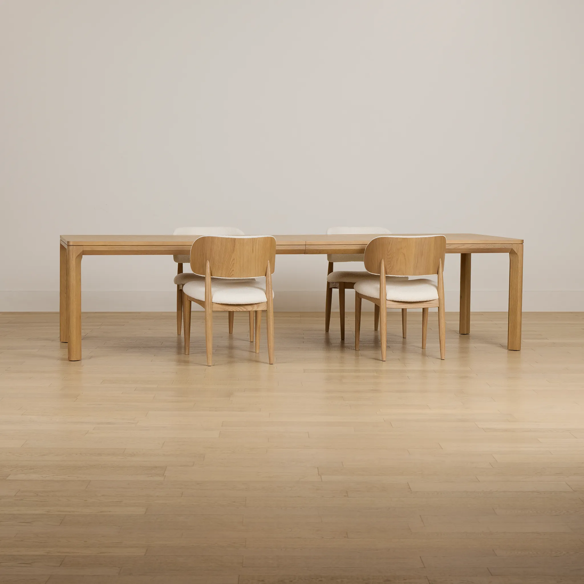 Gables Light Tone Rect Table & 4 Upholstered Chairs