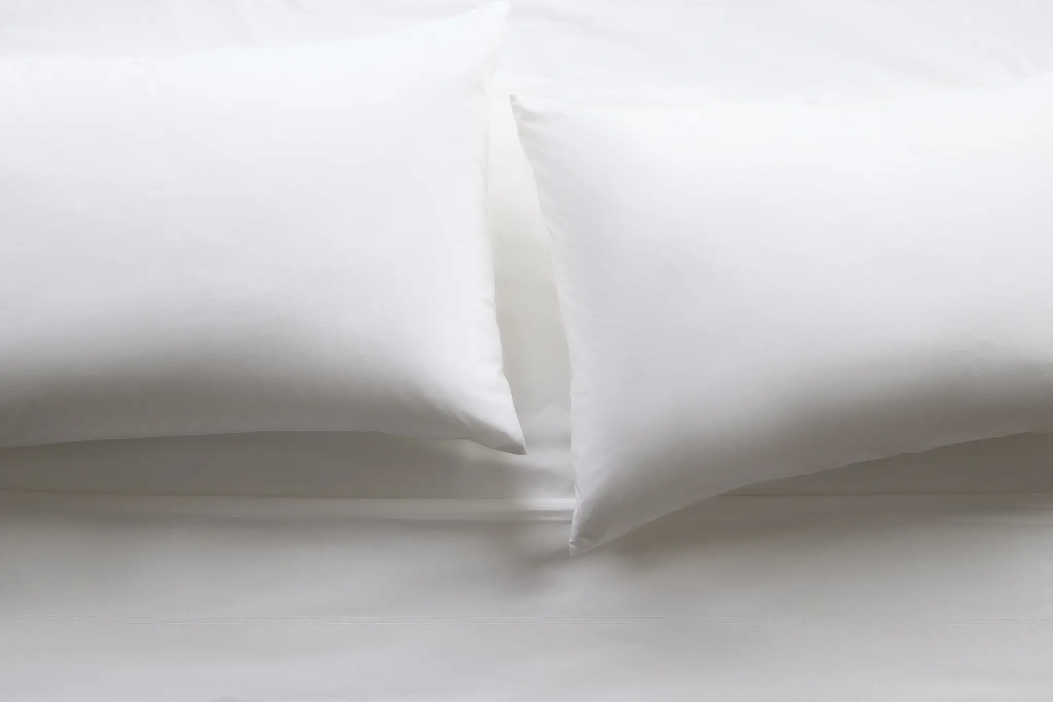 Rest & Renew Percale Cotton White 200 Thread Sheet Set Rest & Renew Percale Cotton White 200 Thread Sheet Set