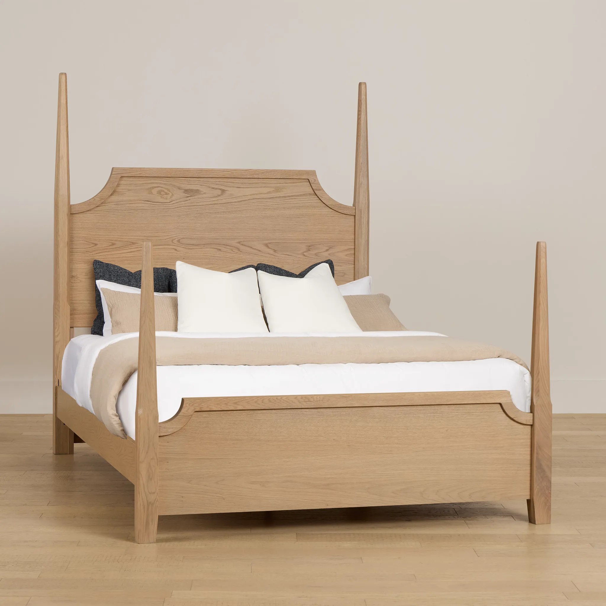 Carolina Light Tone Poster Bed