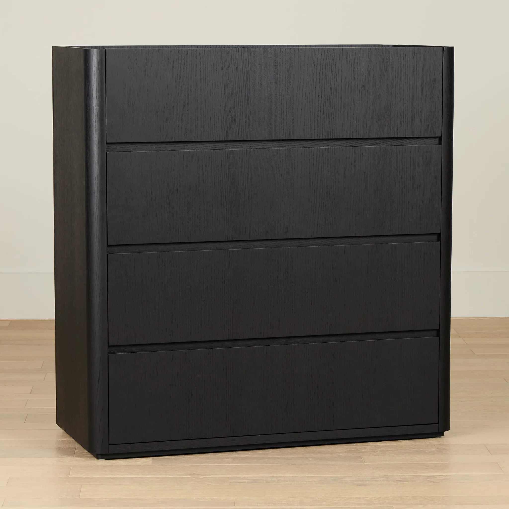 Nomad Black Media Chest