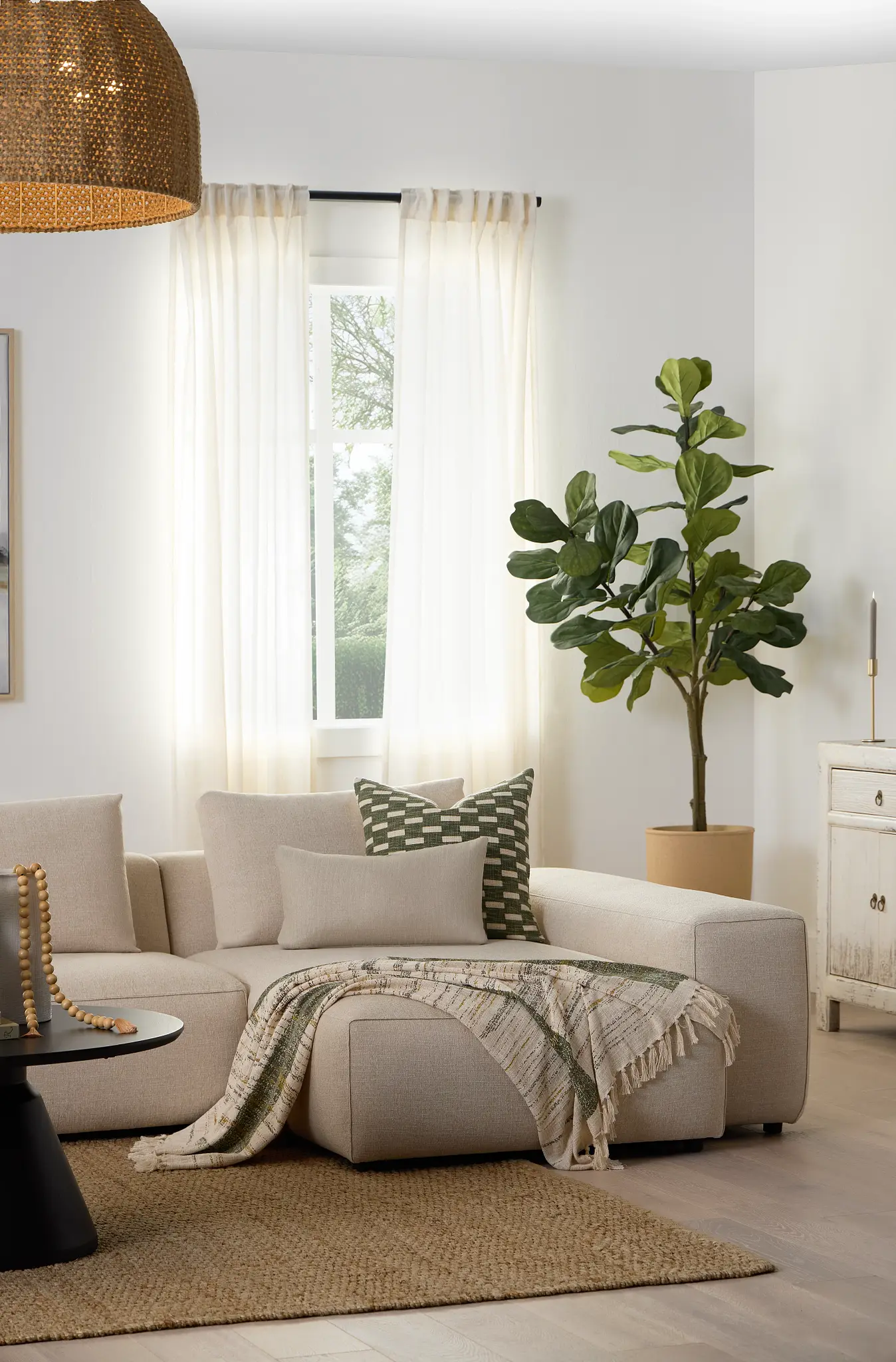 Why the Cleo Sofa Is the Perfect Foundation for a Living Room Spring Refresh?