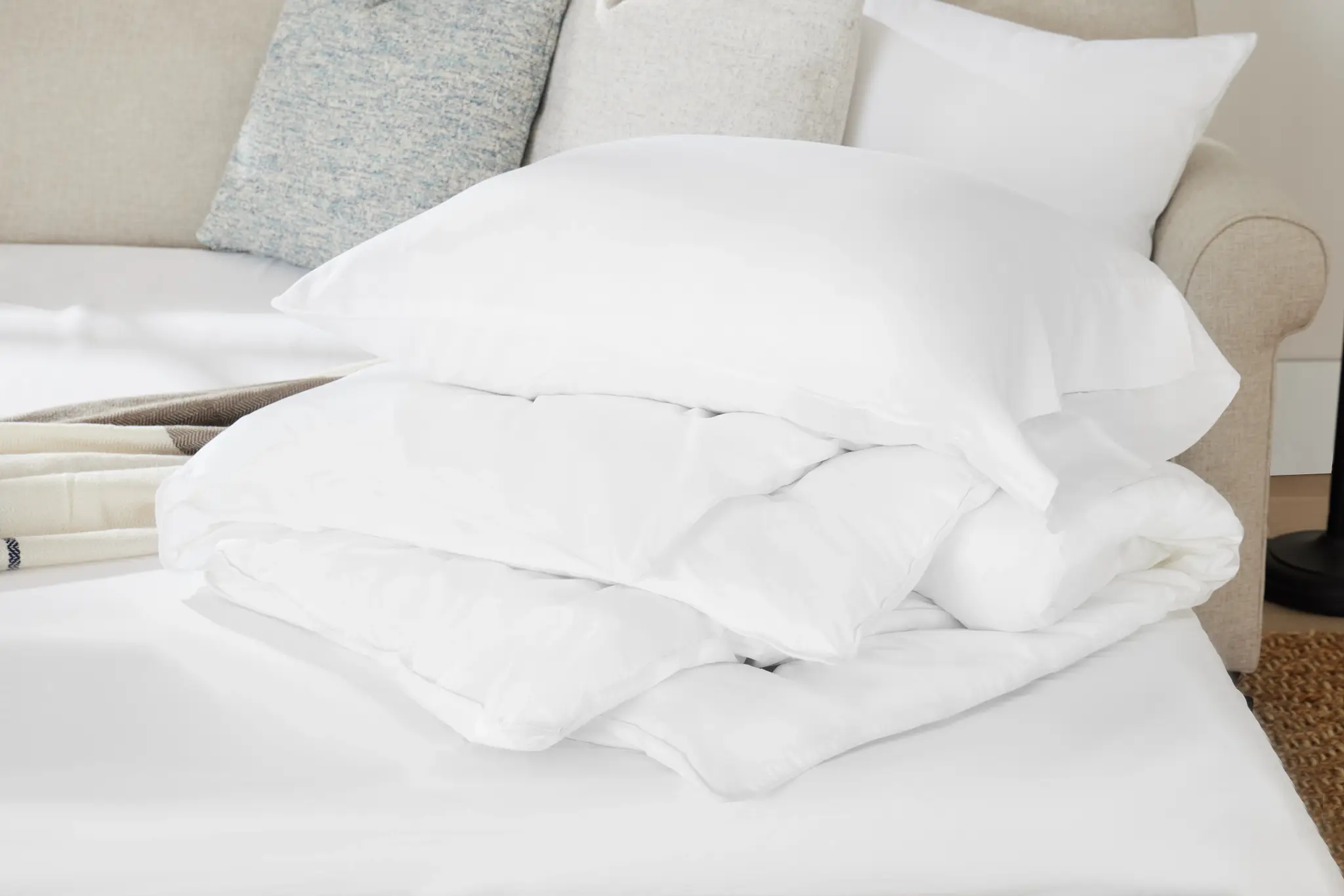 Rest & Renew Cotton Sateen White 300 Thread Sheet Set Rest & Renew Cotton Sateen White 300 Thread Sheet Set