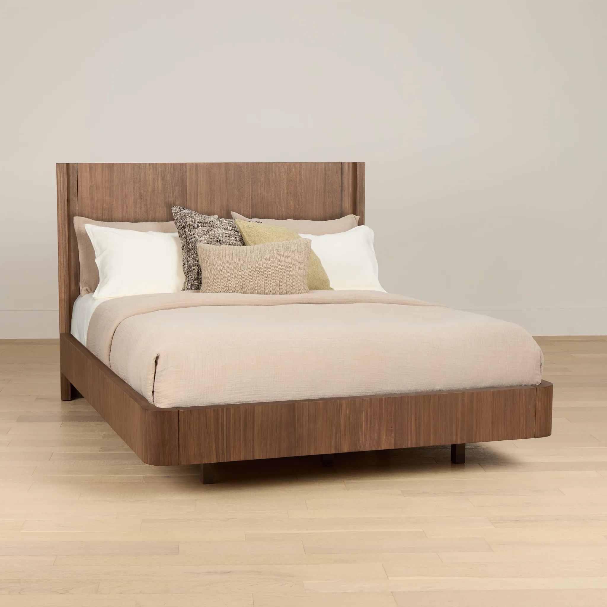 Nomad Mid Tone Shelter Bed