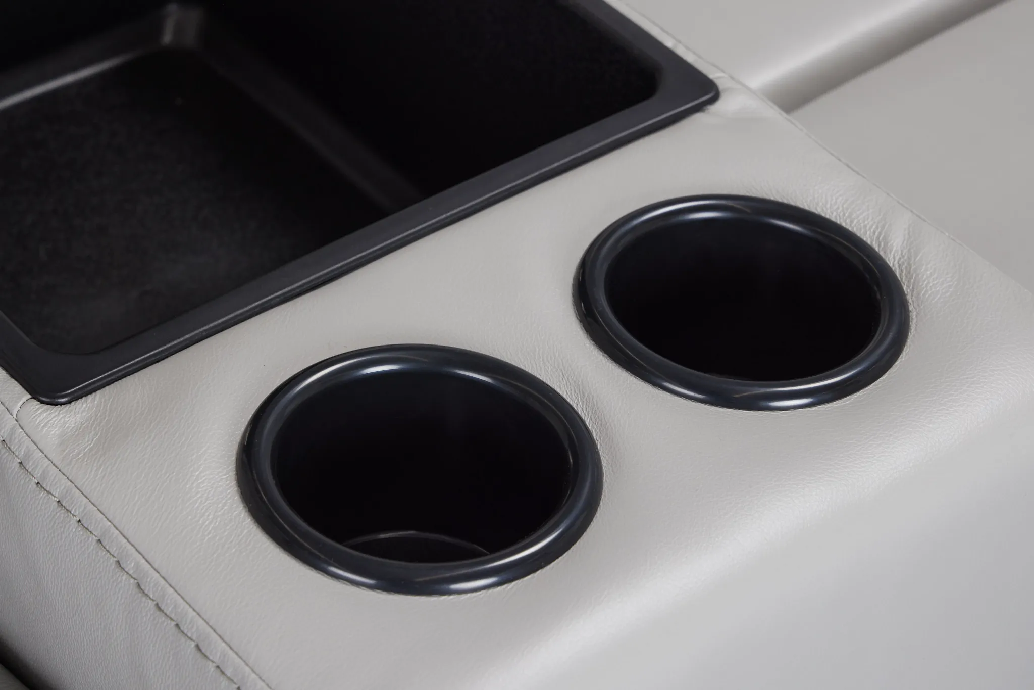 Peyton Light Gray Lthr/vinyl Large Dual Power Reclining Two-arm Sectional