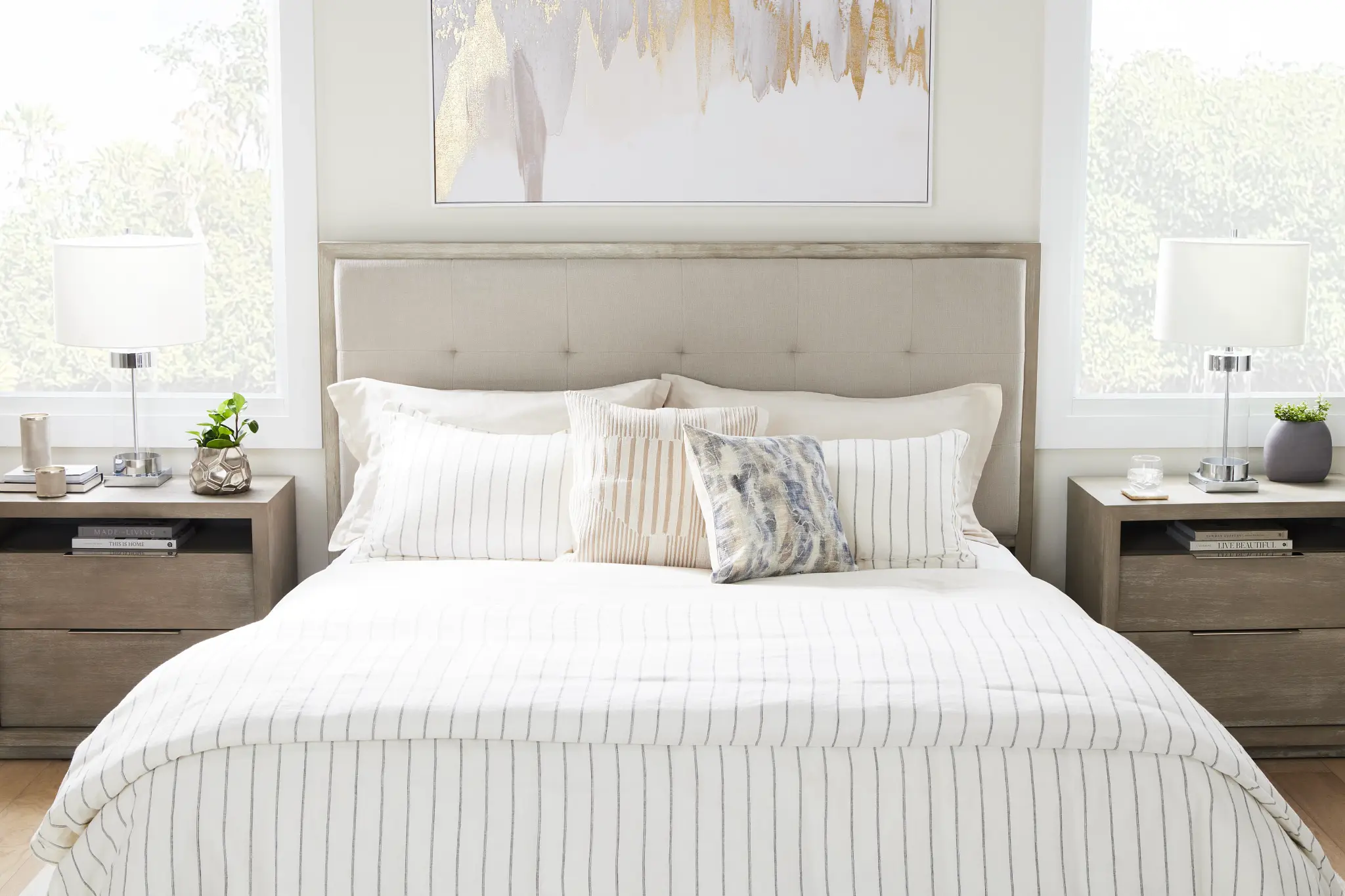 Madden Light Tone Wood Platform Bed Madden Light Tone Wood Platform Bed