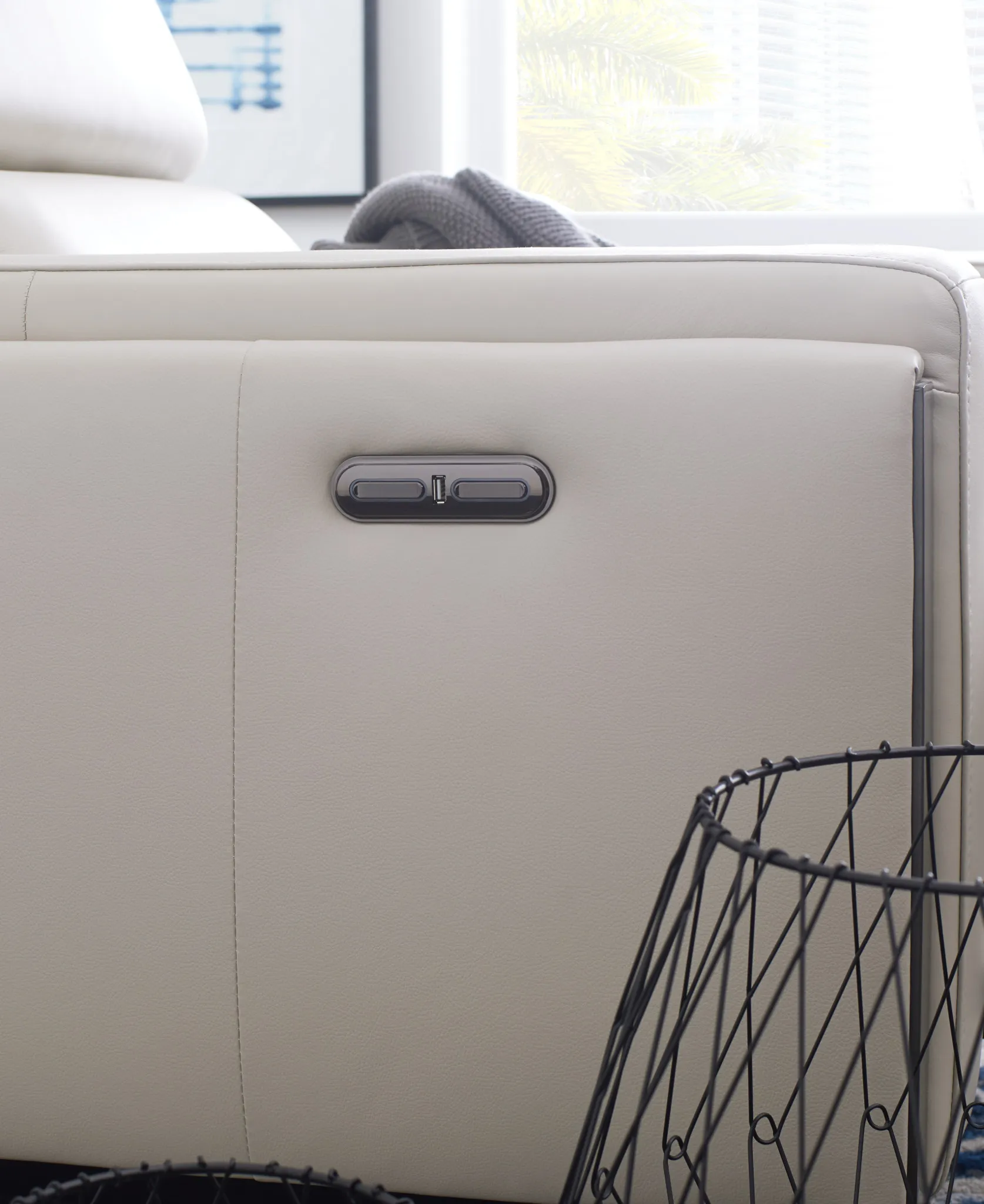 Atlas Taupe Lthr/vinyl Power Recliner With Power Headrest