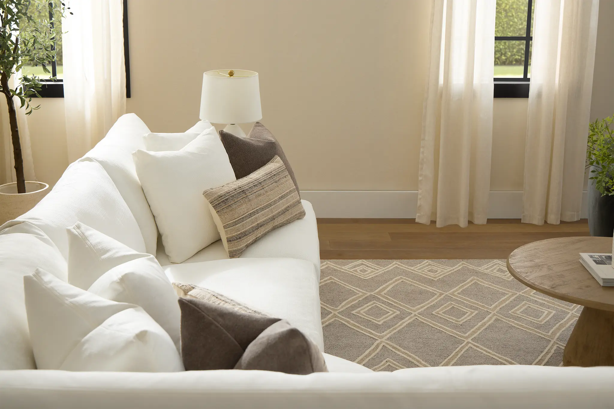 Marren White Fabric Large Two-arm Sectional Marren White Fabric Large Two-arm Sectional