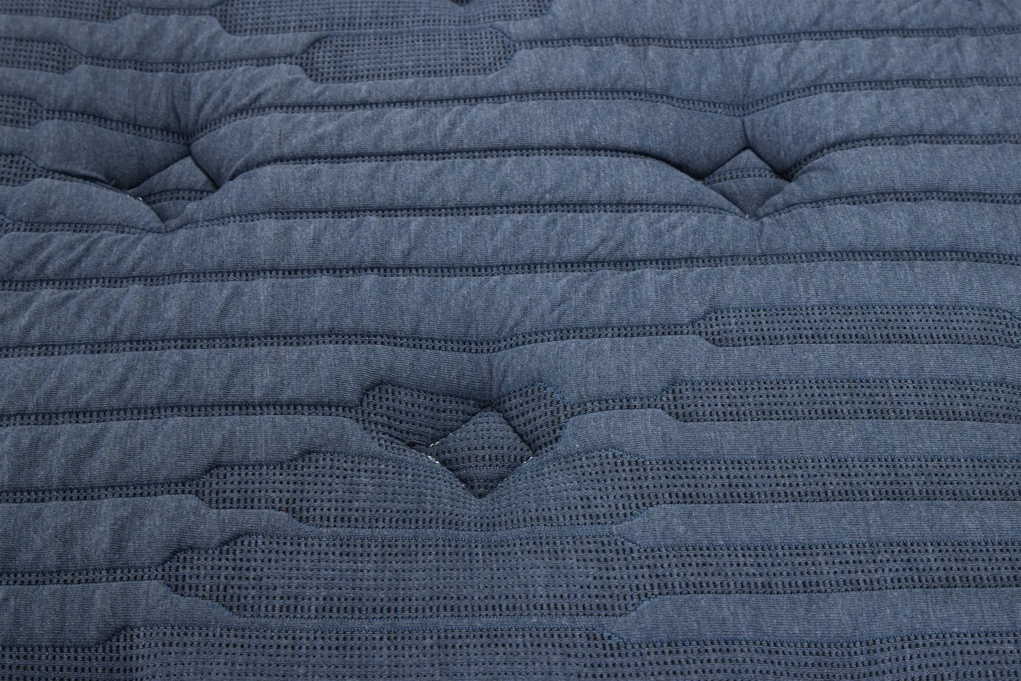 Kevin Charles By Sealy Reserve Lux Plush Low-profile Mattress Set Kevin Charles By Sealy Reserve Lux Plush Low-profile Mattress Set