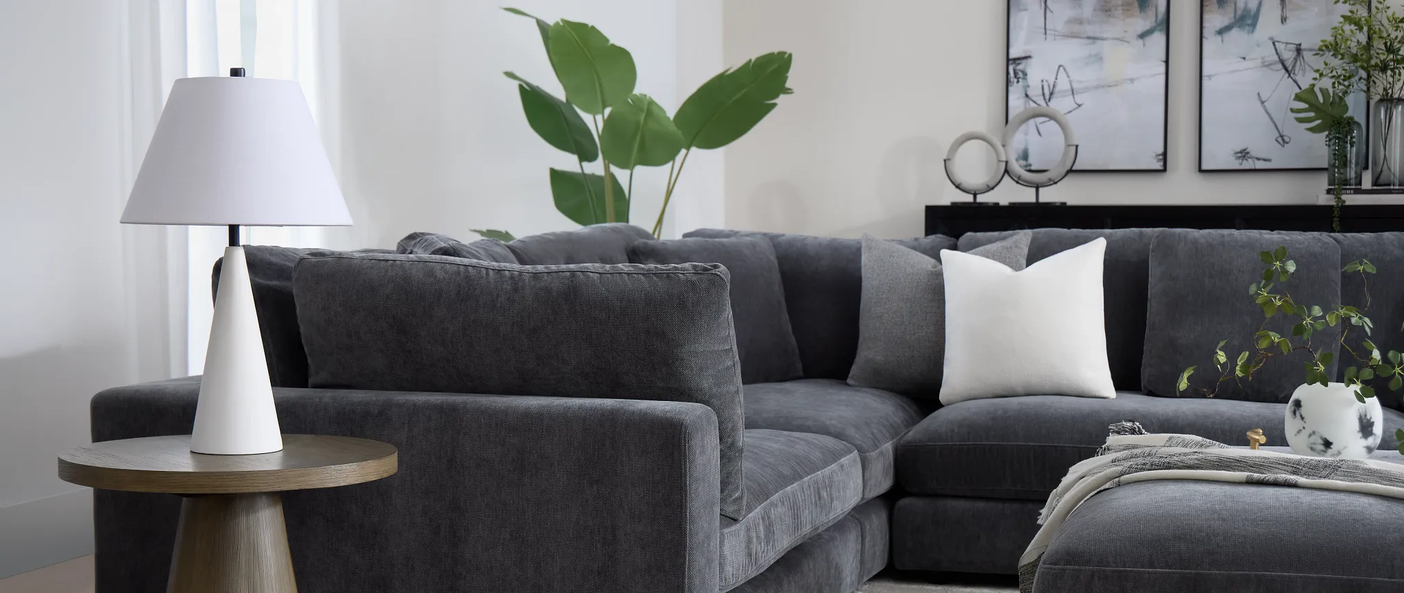 Lounge Dark Gray Fabric U-shaped Sectional