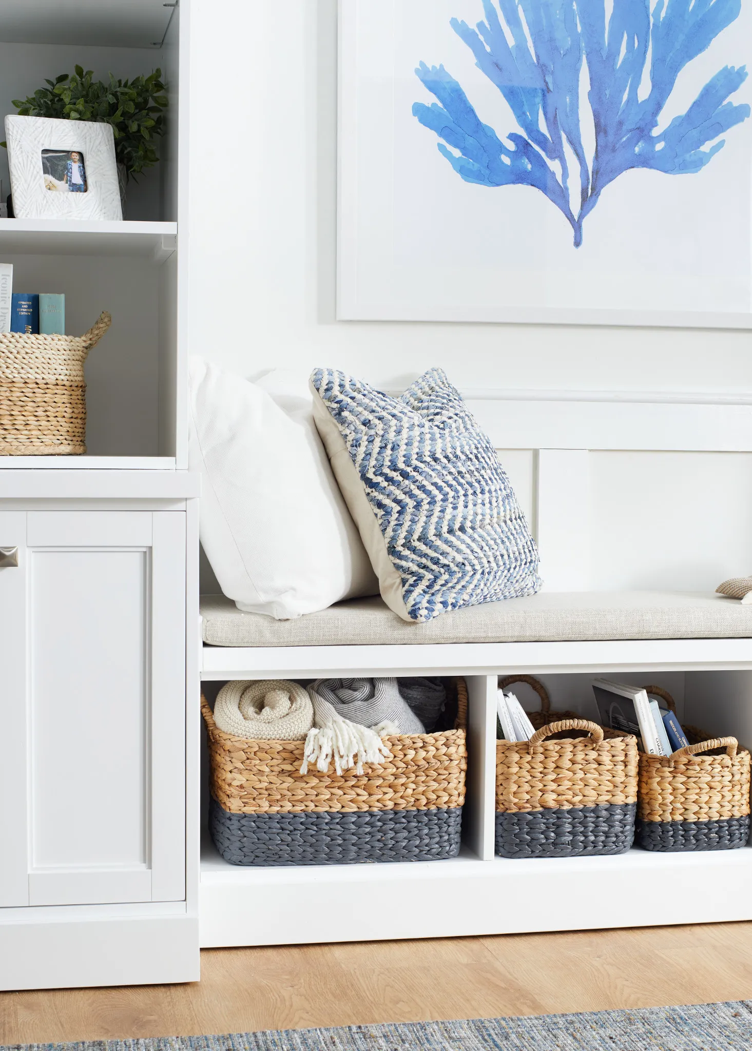 Newport White 106" Door Entryway