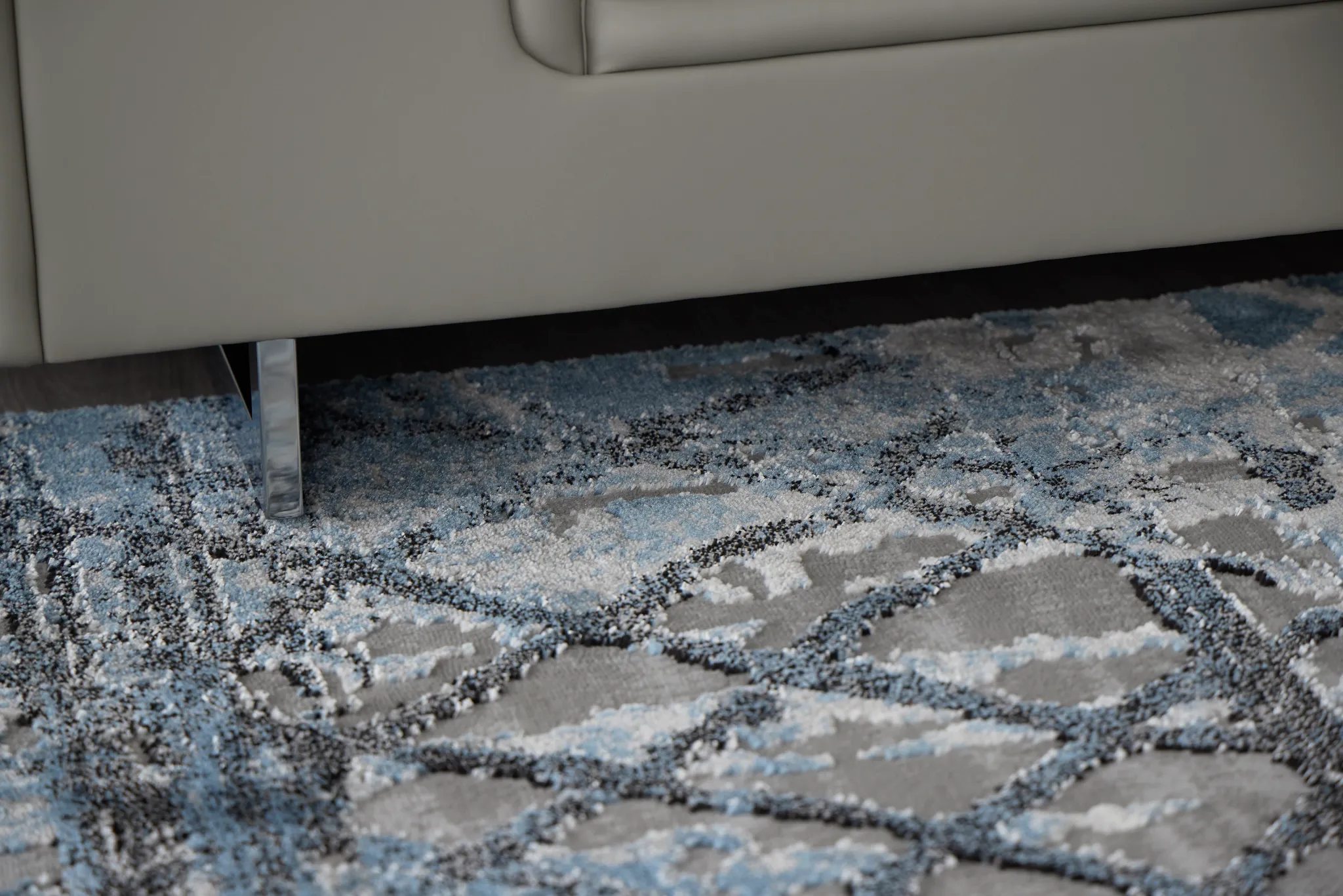 Venice Dark Blue 8x10 Area Rug