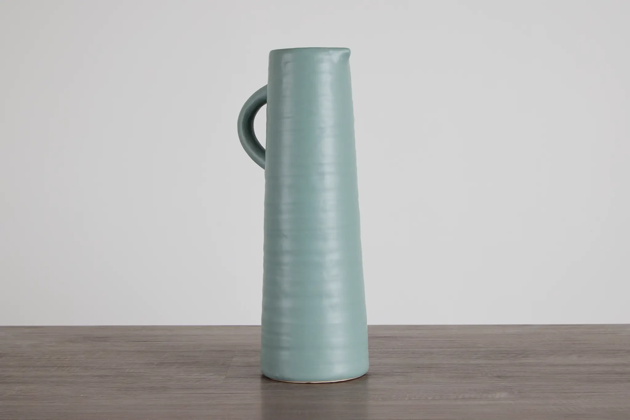 Clara Green Medium Vase Clara Green Medium Vase