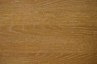 Nantucket Two-tone Pine Round Table & 4 Light Tone Chairs